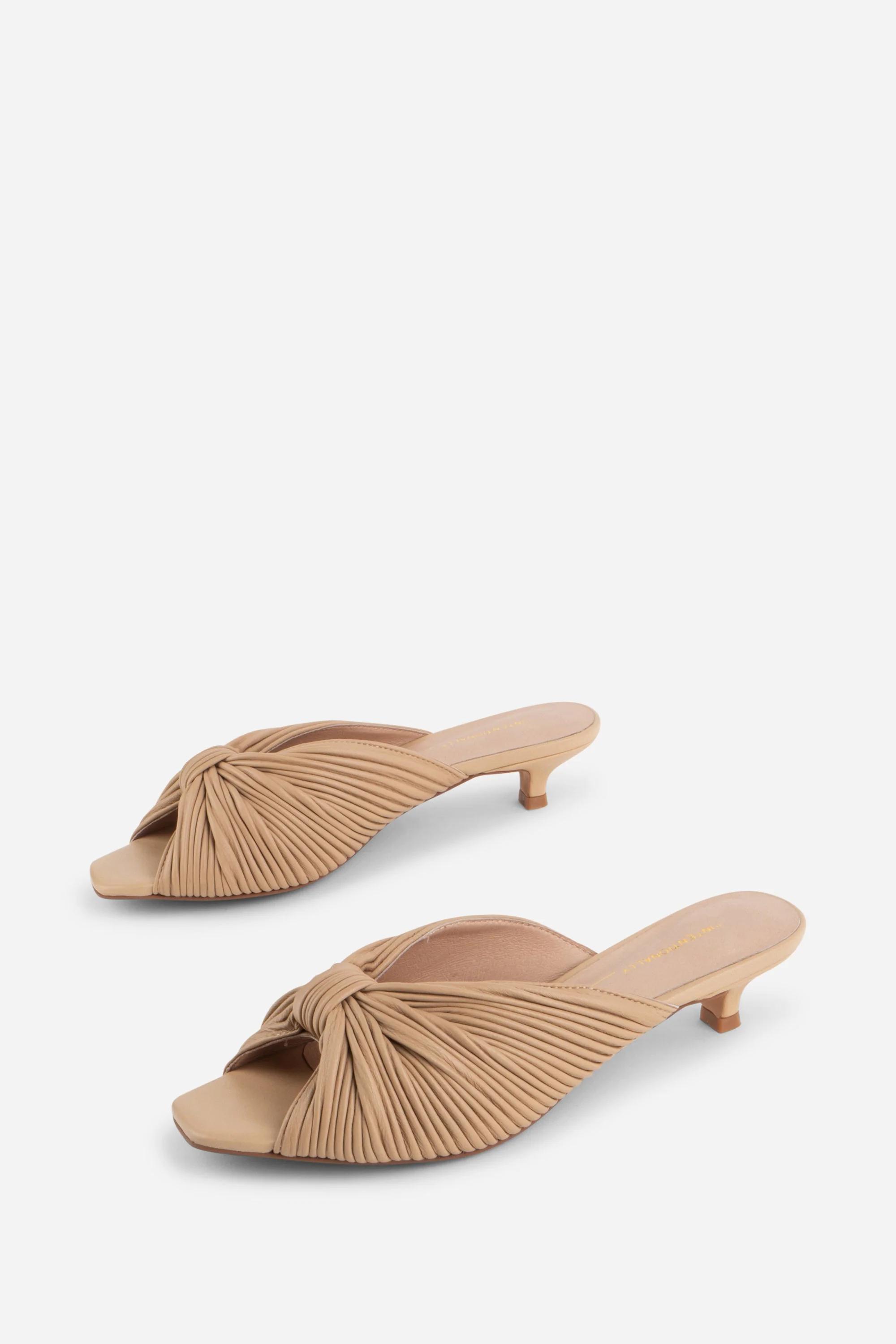 "INTENTIONALLY __________." Curfew Leather Kitten Heel - Cream/Black/Clay - Image 8