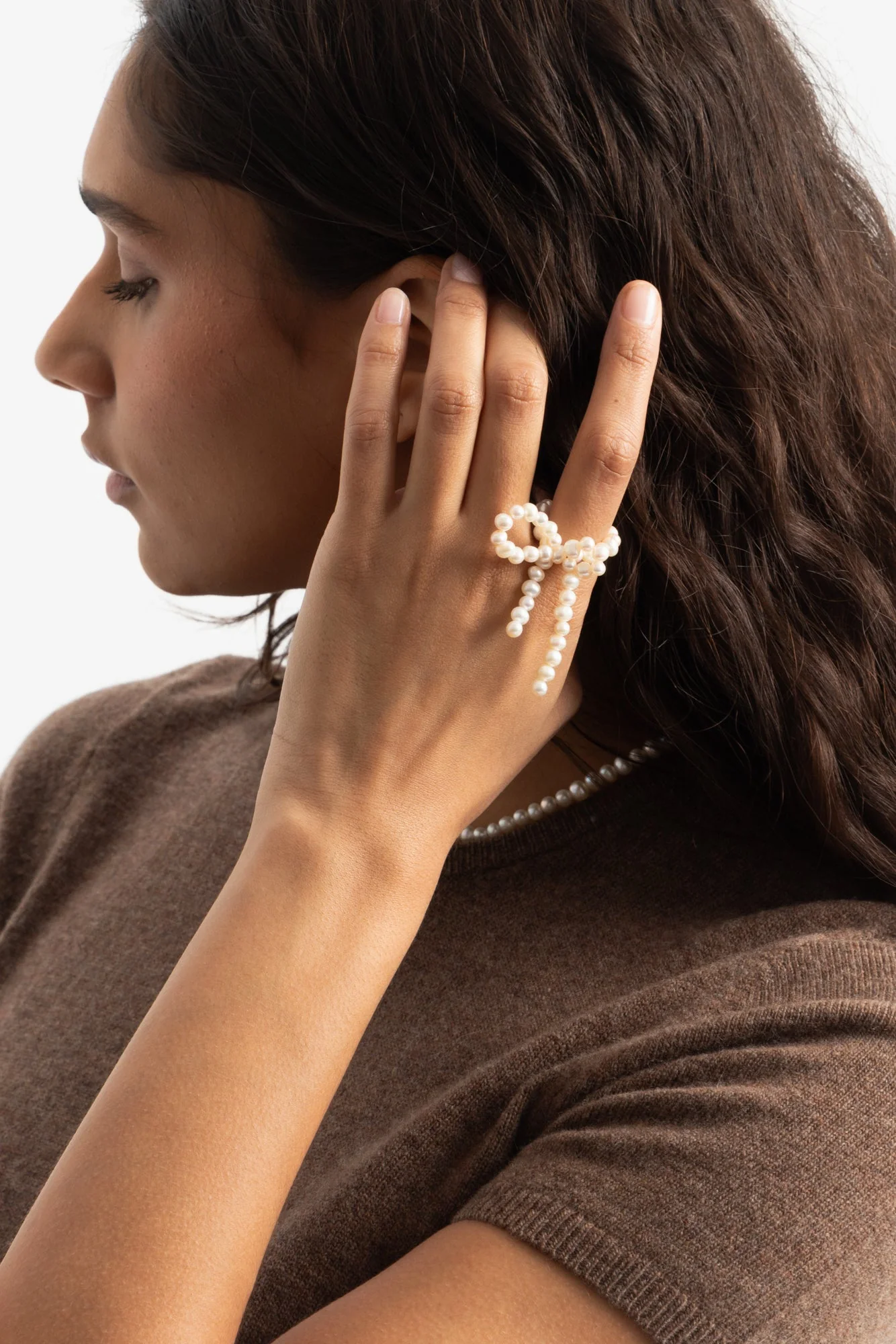 Completedworks Loop The Loop Pearl Ring - 18ct Gold Plated - Image 2