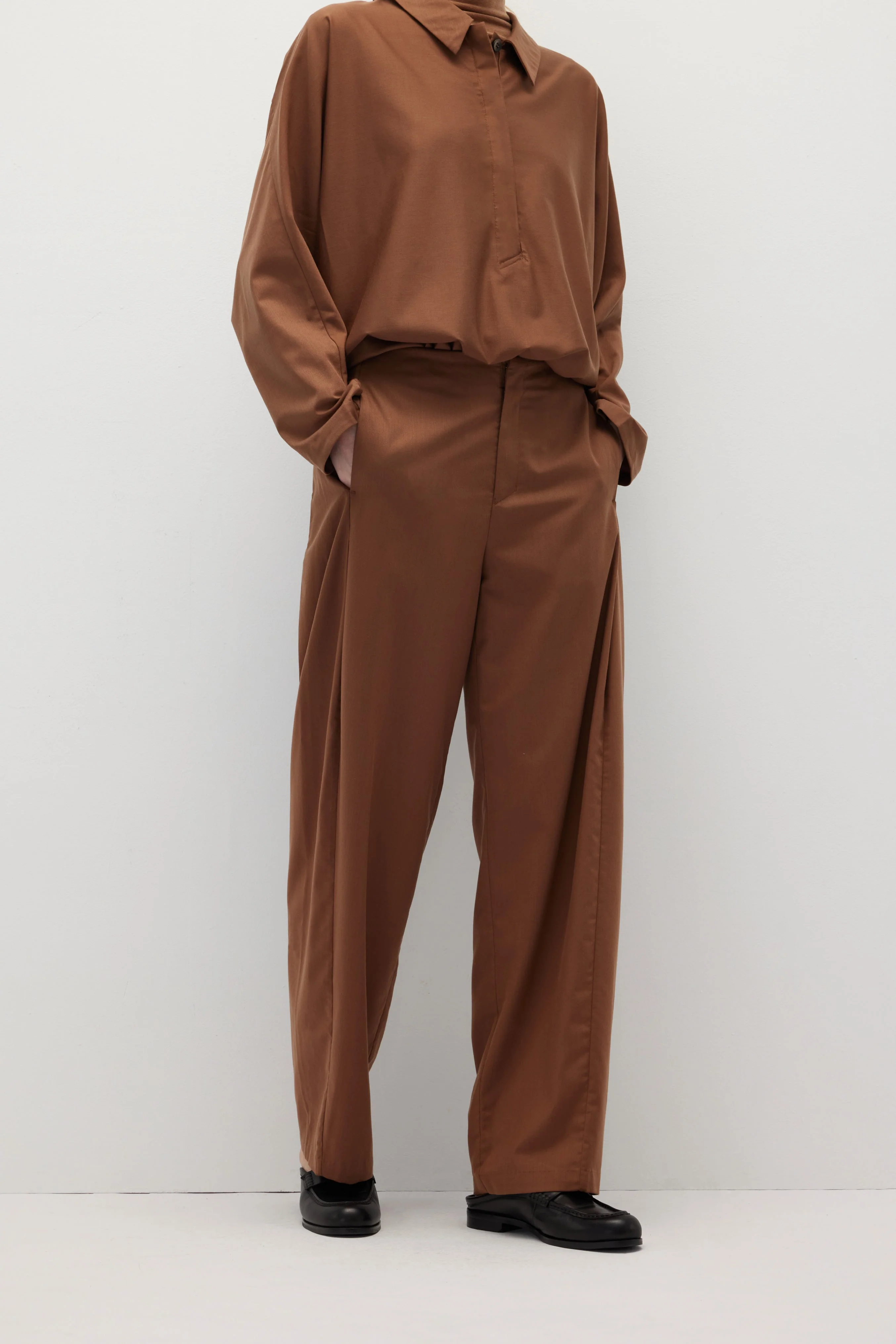 HUNDR. Low-Waist Pleated Slim-Fit Trousers - Image 2