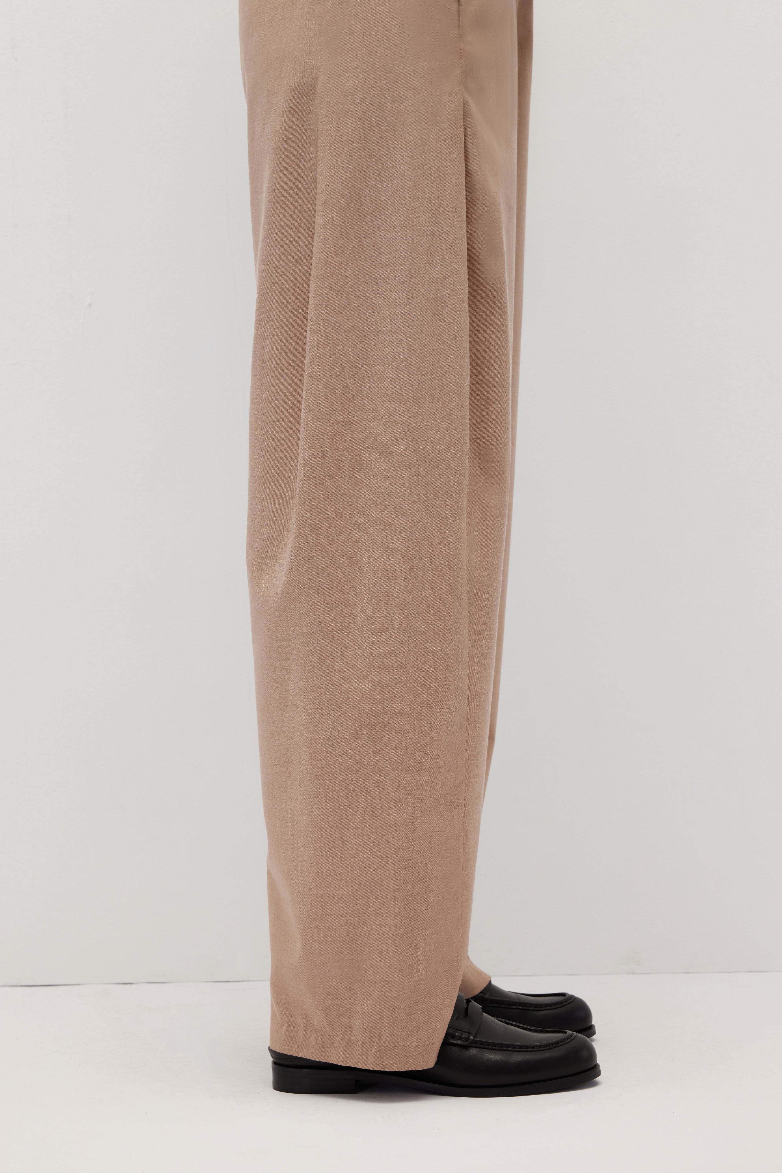 HUNDR. Low-Waist Pleated Slim-Fit Trousers - Image 8