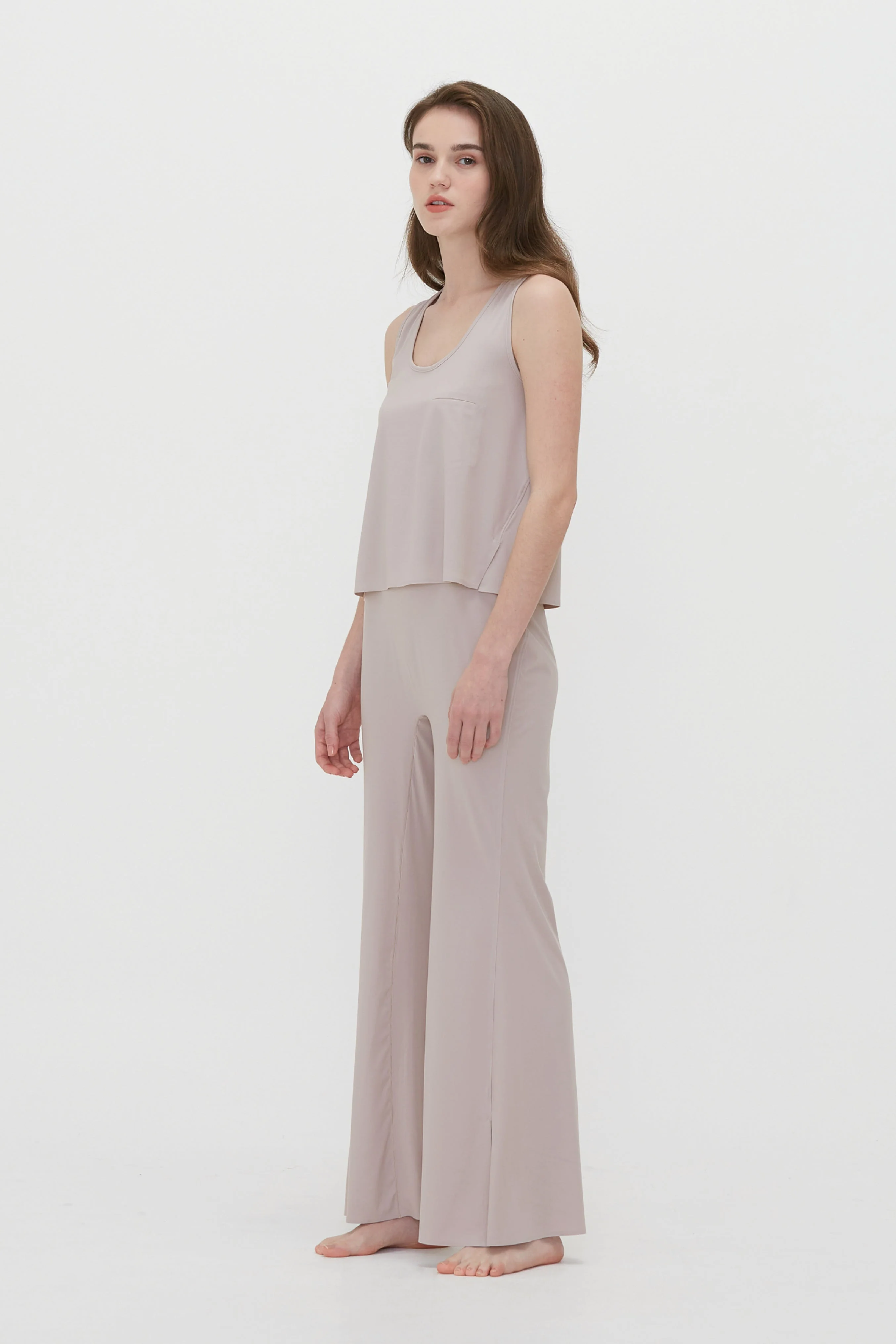 HUNDR. TENCEL™ Modal Flared Pants - Image 4