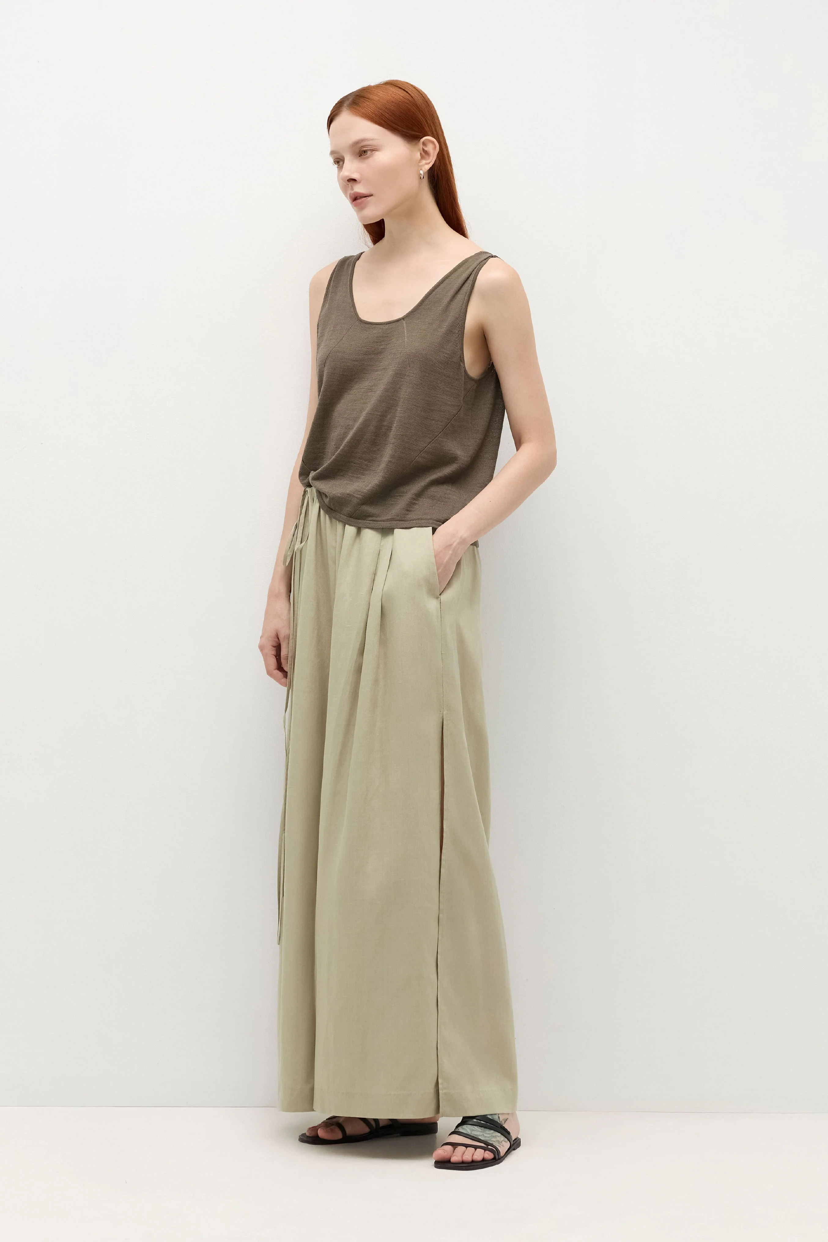 HUNDR. Shoulder Pleated Vest - Image 4