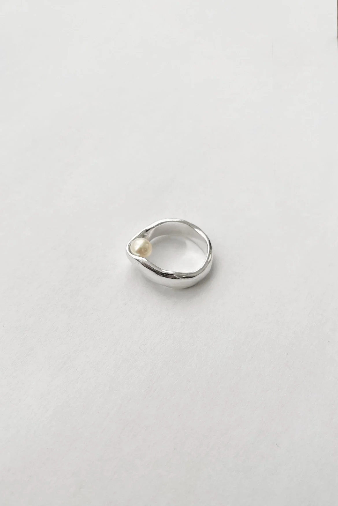 Kara Yoo Silver Hidden Ring - Image 3
