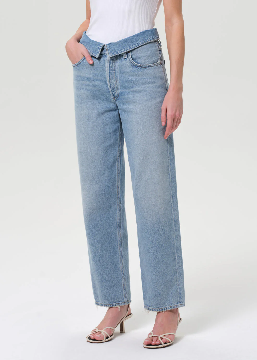AGOLDE Echo Taper Jean - Syllable Pale Vintage Indigo - Image 5