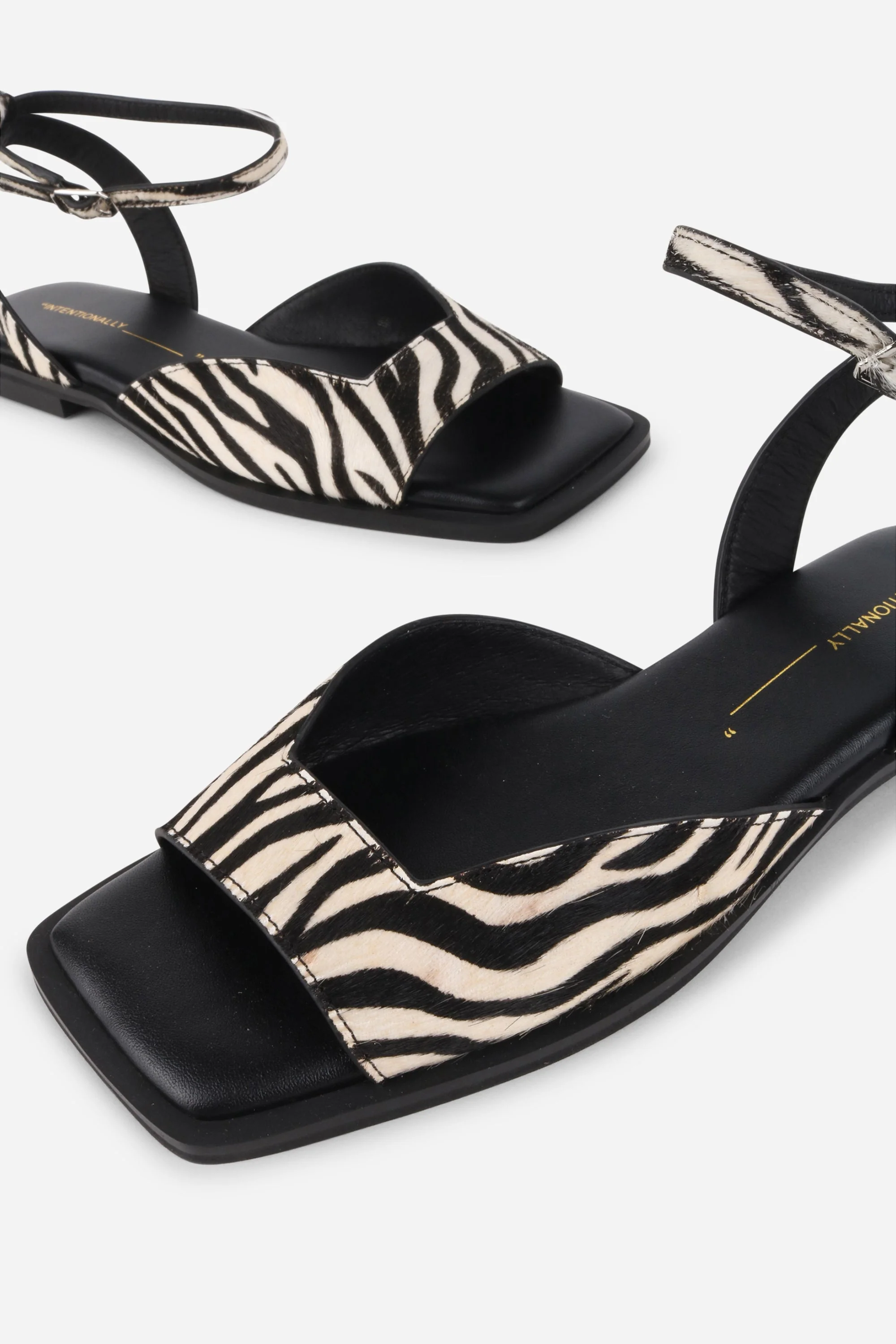 "INTENTIONALLY __________." Dive Cowhide Square Toe Sandal - Image 4