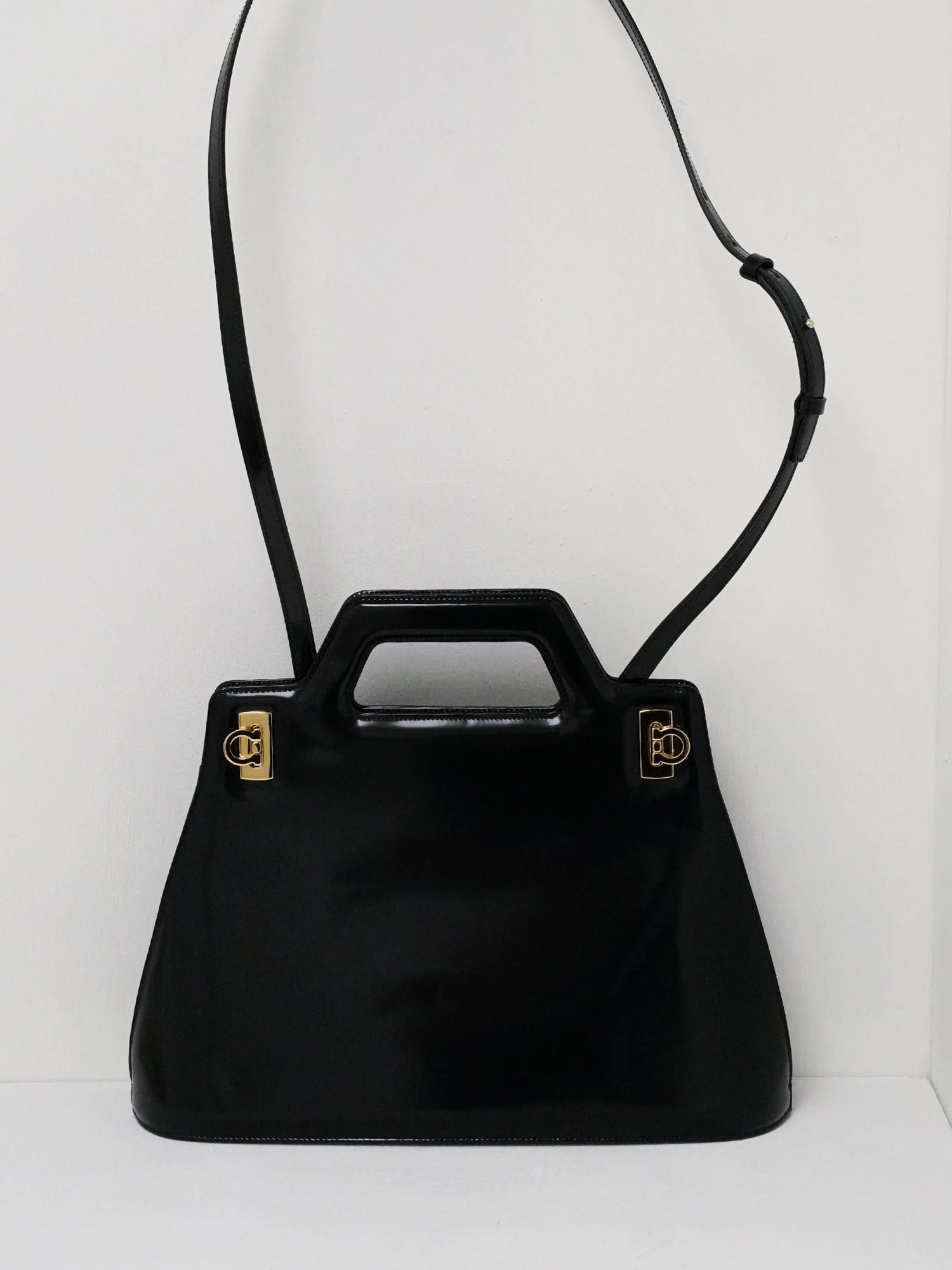 Ferragamo Wanda Handbag - Black - Image 2