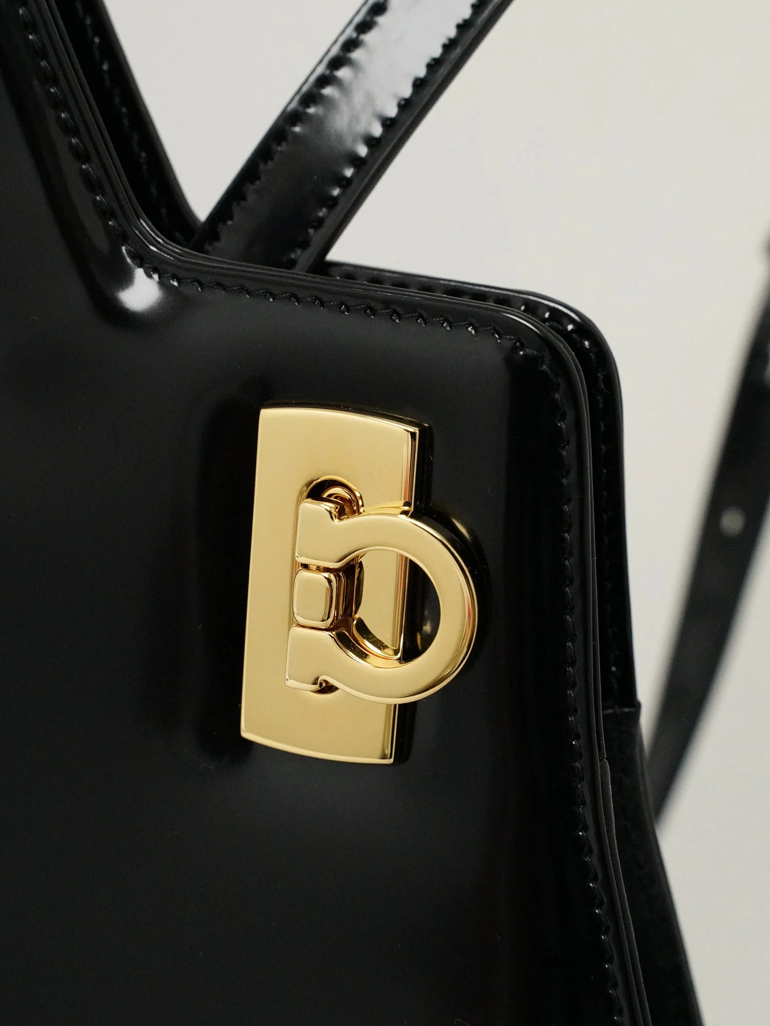 Ferragamo Wanda Handbag - Black - Image 6