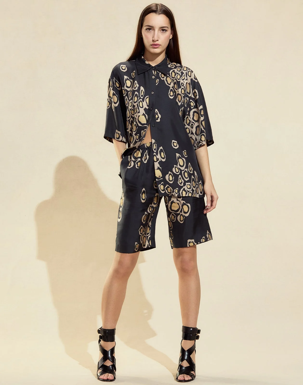 Cynthia Rowley Amalfi Gold Foil Shorts - Black/Gold - Image 2