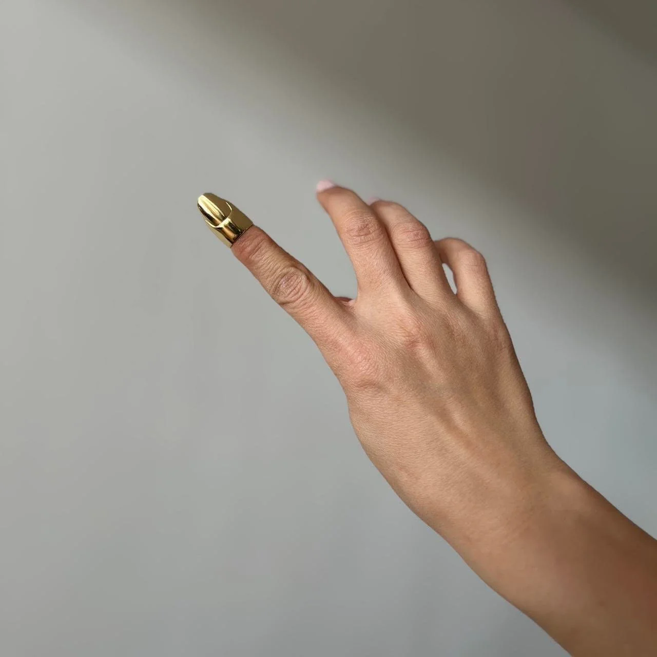 London Atelier Byproduct Gold Finger Cover with Nail Detail Ring - Image 3