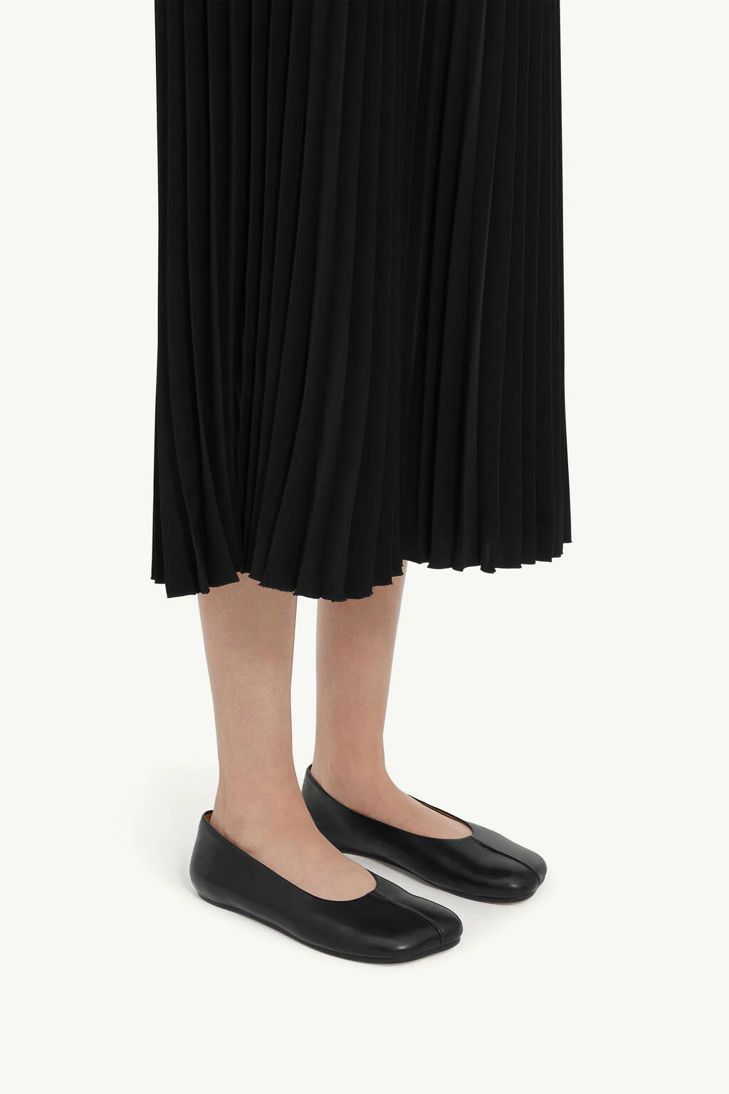 MM6 Maison Margiela Stitch-out Leather Ballerinas - Black - Image 2