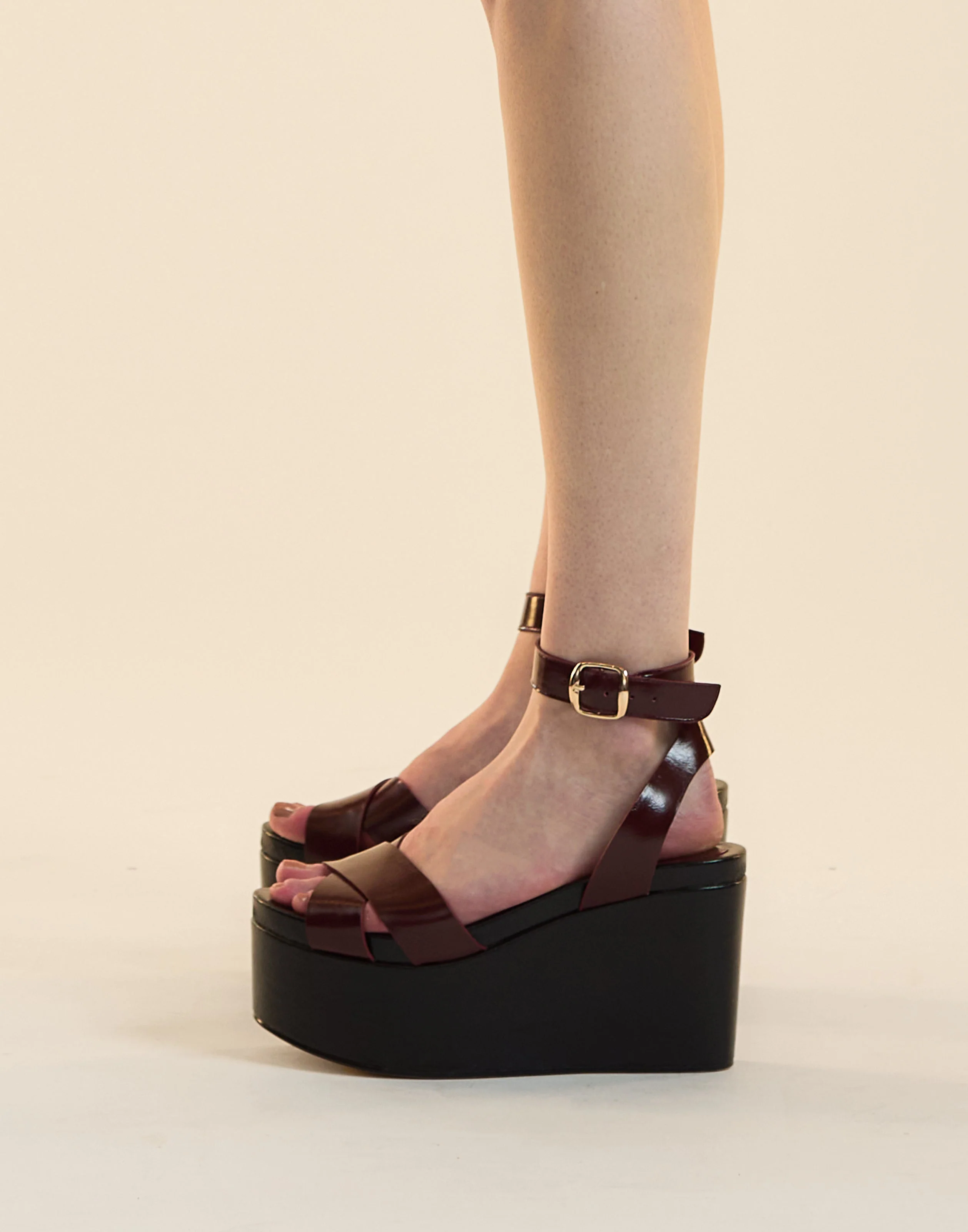Cynthia Rowley Lisse Platform Sandals - Black/Gold - Image 3