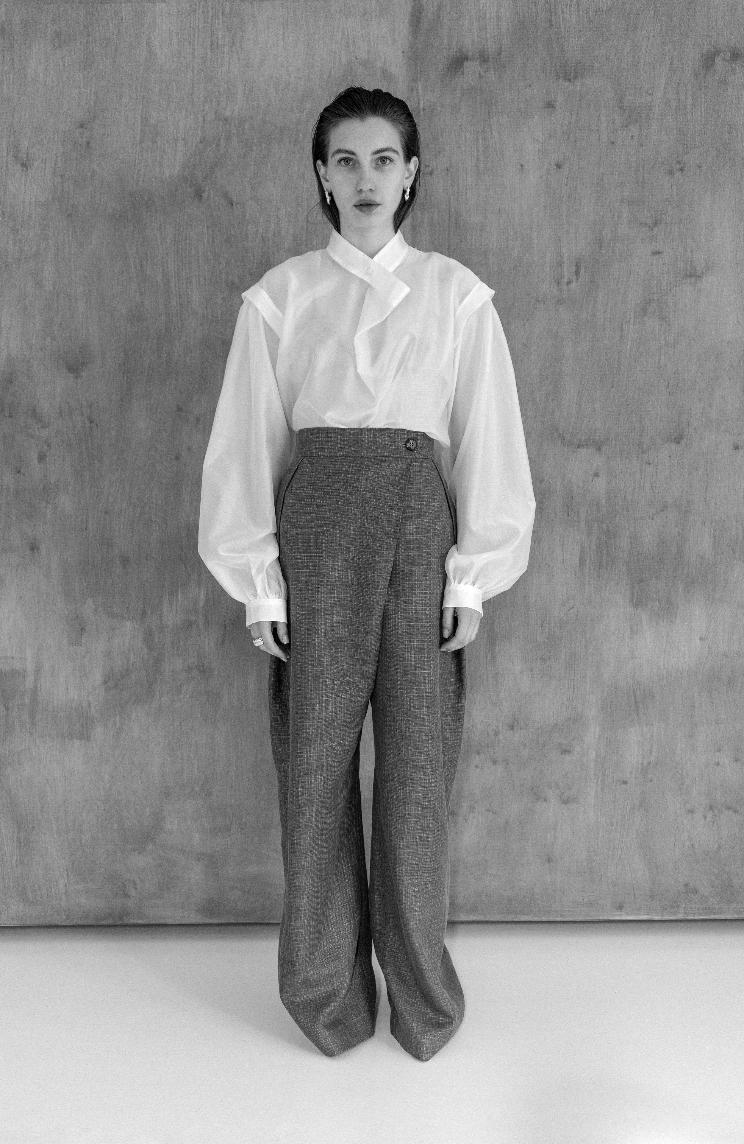 K M by L A N G E Palyanytsia Linen Cross Over Pants - Image 5
