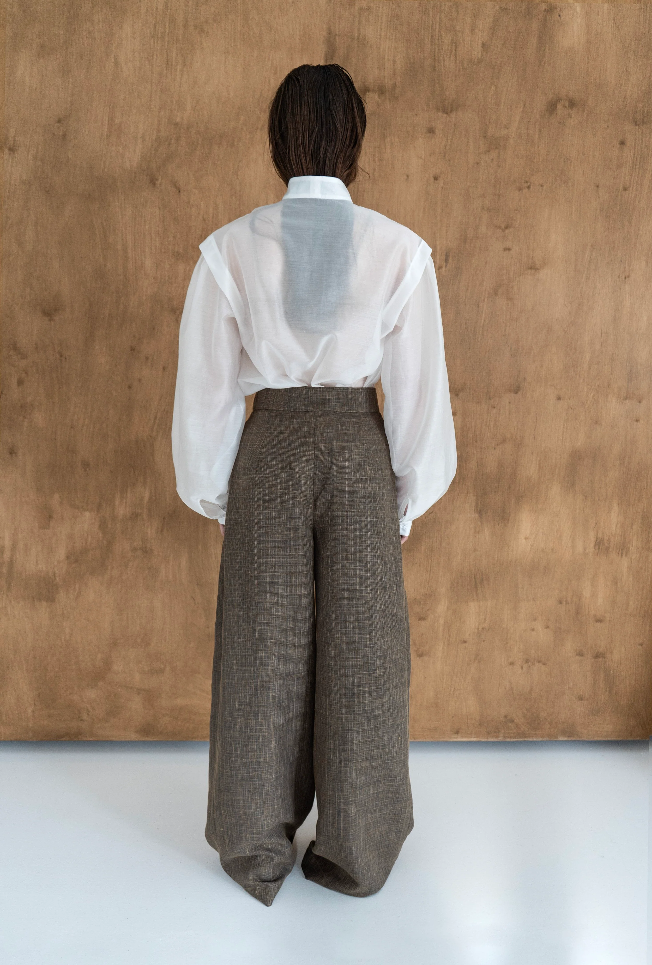 K M by L A N G E Palyanytsia Linen Cross Over Pants - Image 7