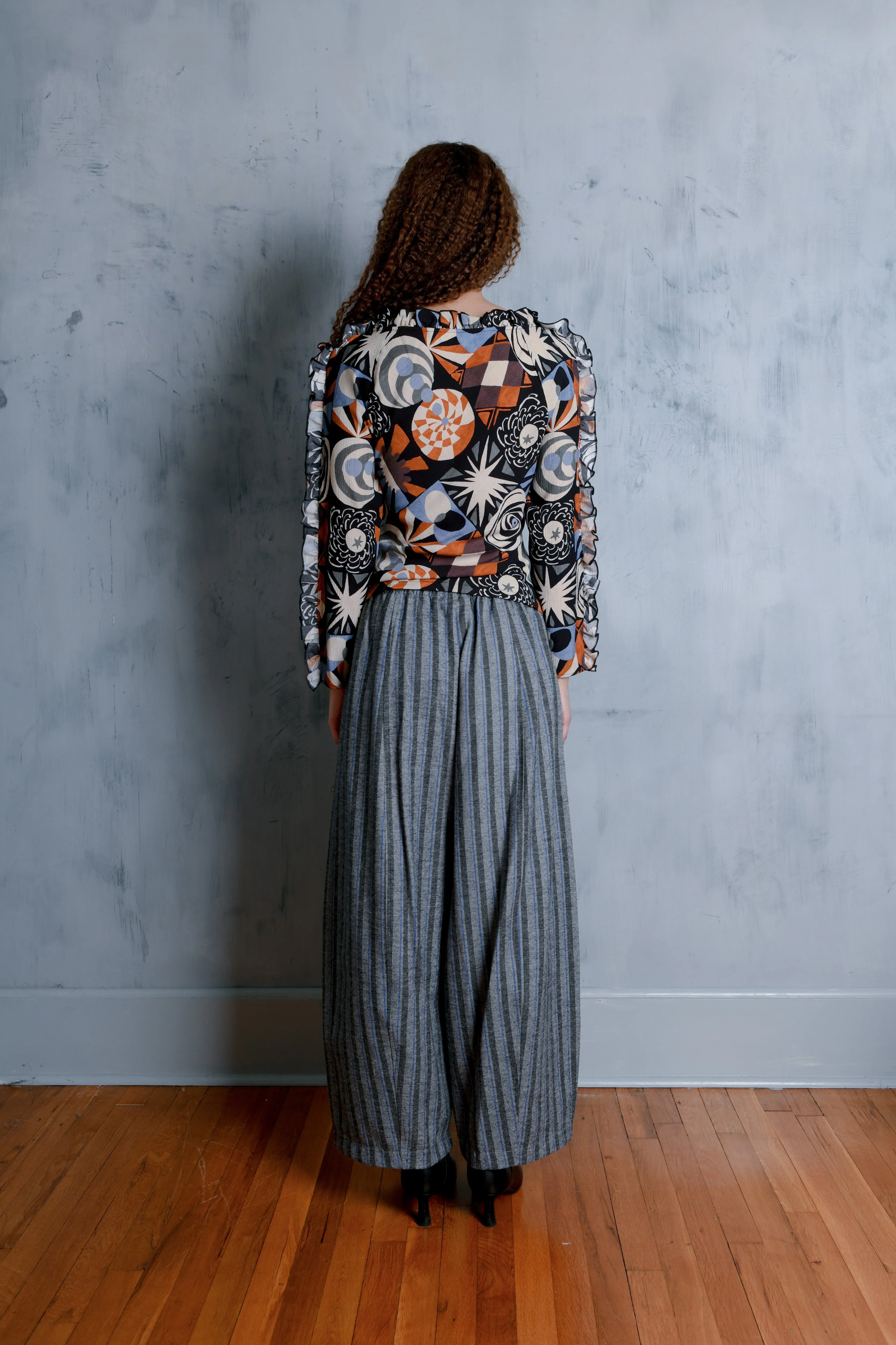 Untitled in Motion Yamina Pant - Image 3