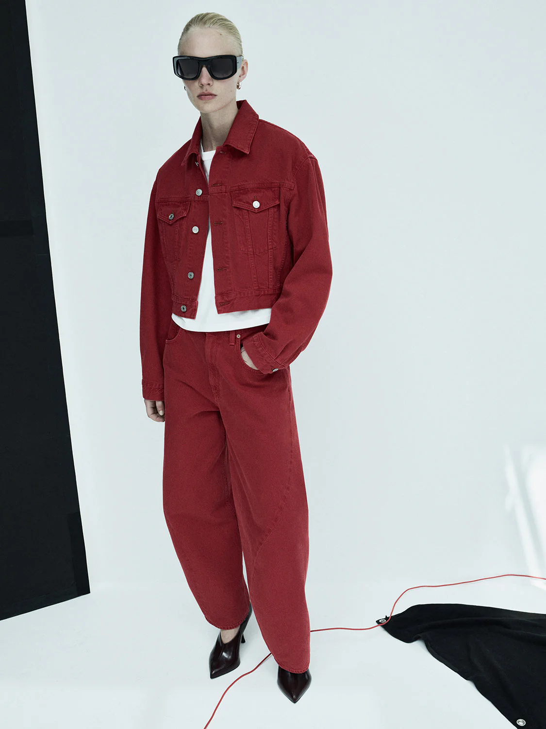 AGOLDE Twist Jean Jeans - Tomato - Image 11
