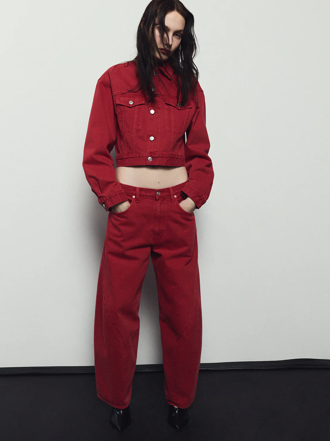 AGOLDE Twist Jean Jeans - Tomato - Image 15