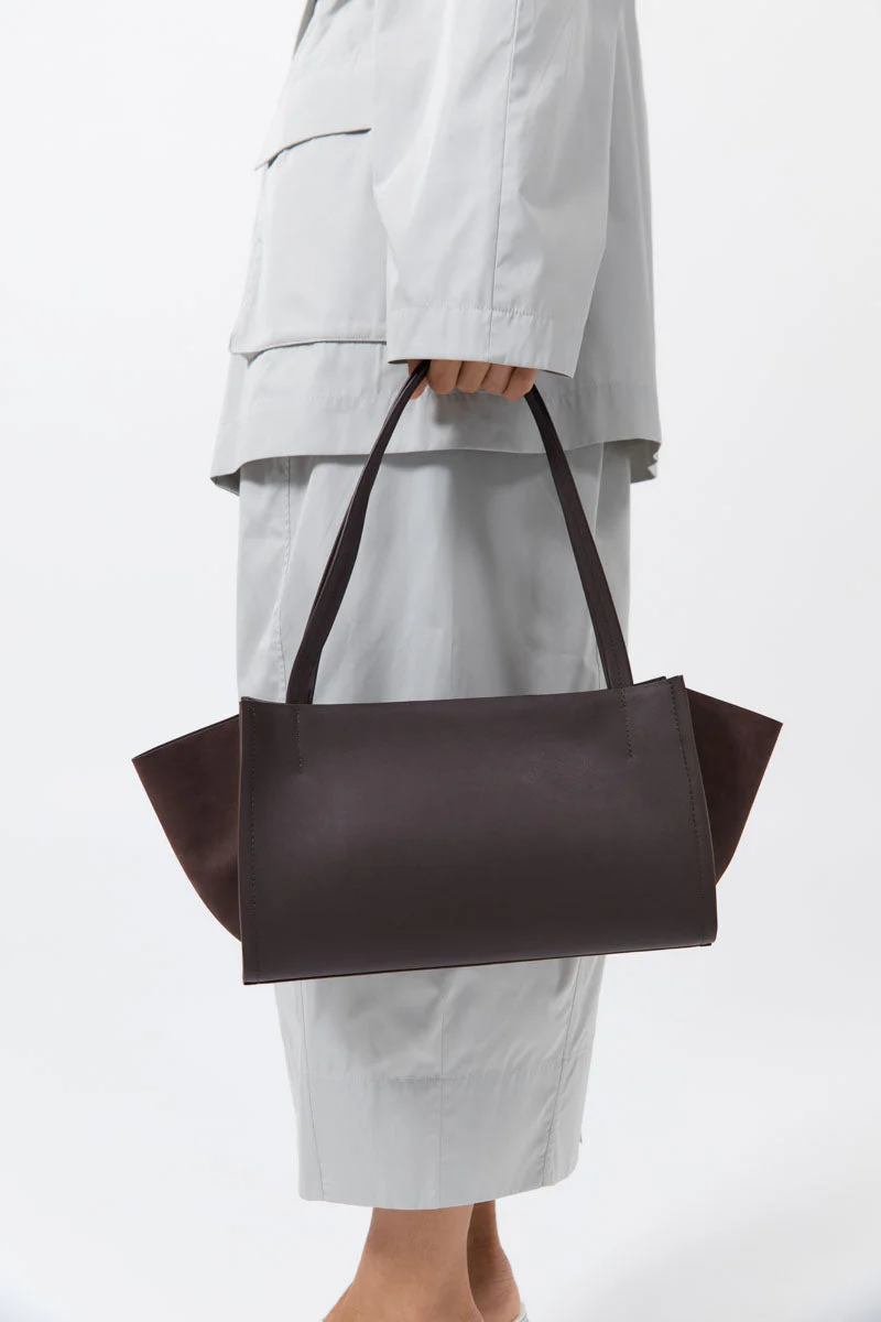 St. Agni Slim Wonton Tote - Coffee - Image 3