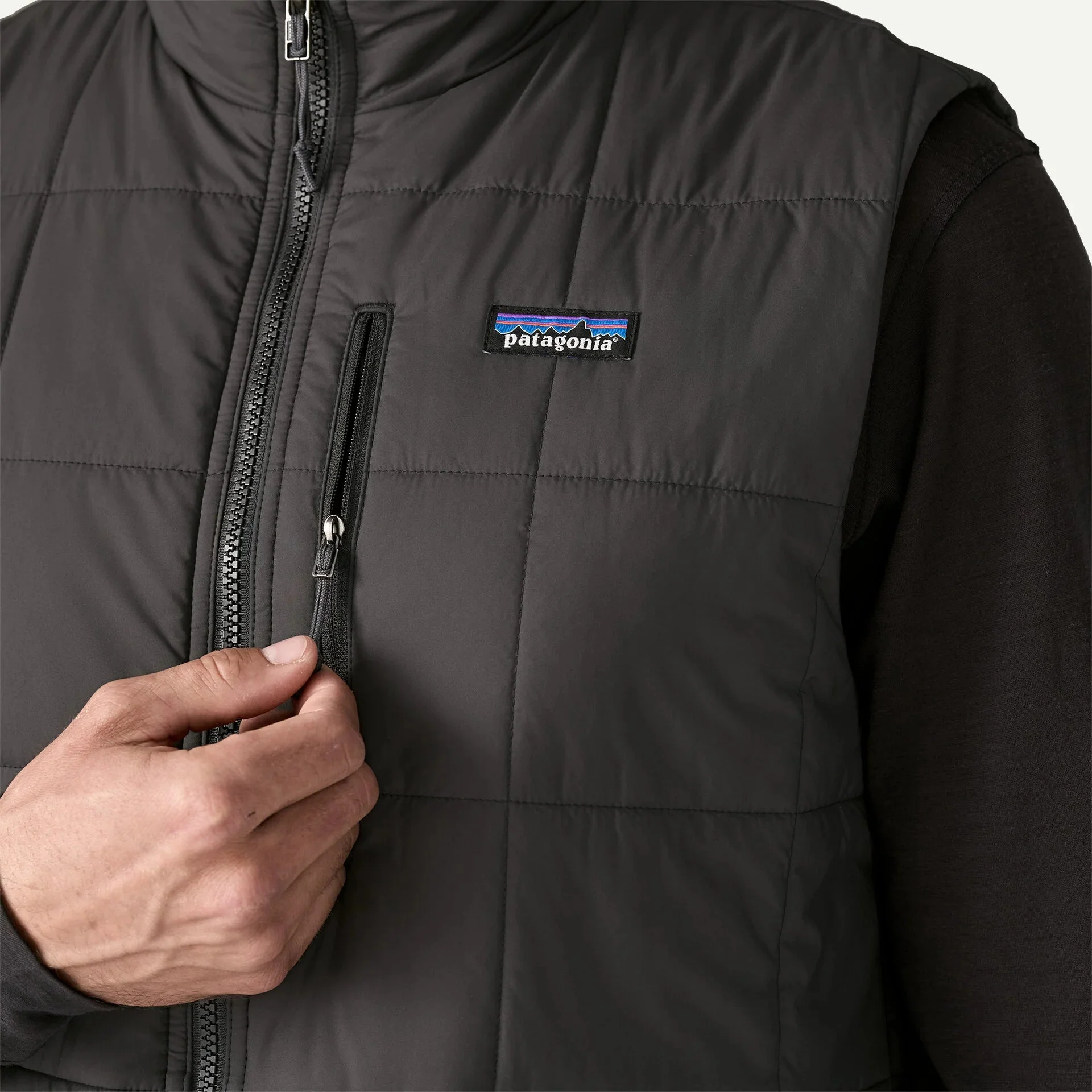 Patagonia Light Gust Vest - Image 4