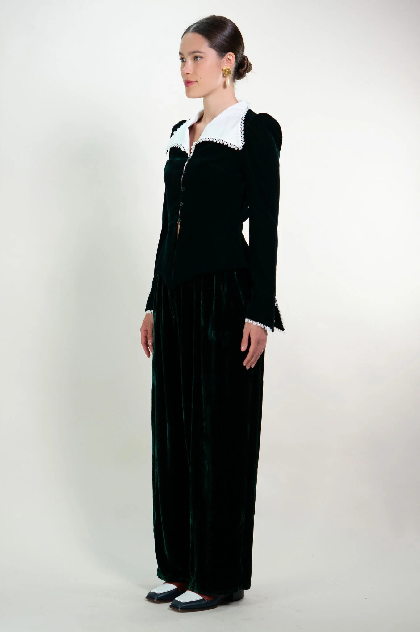 Kristinit Anais Velvet Jacket - Image 3