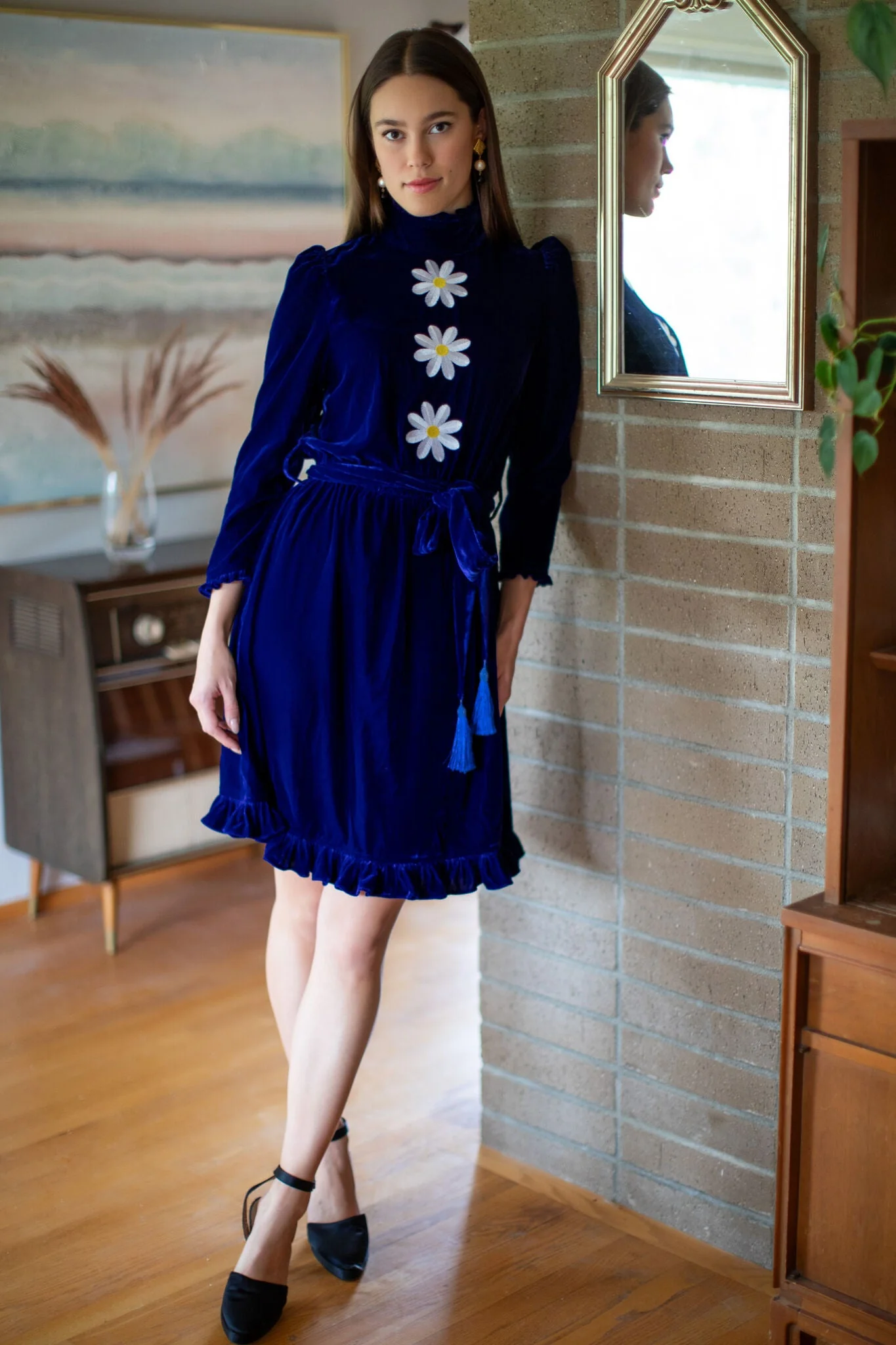Kristinit Daisy Velvet Dress - Image 6