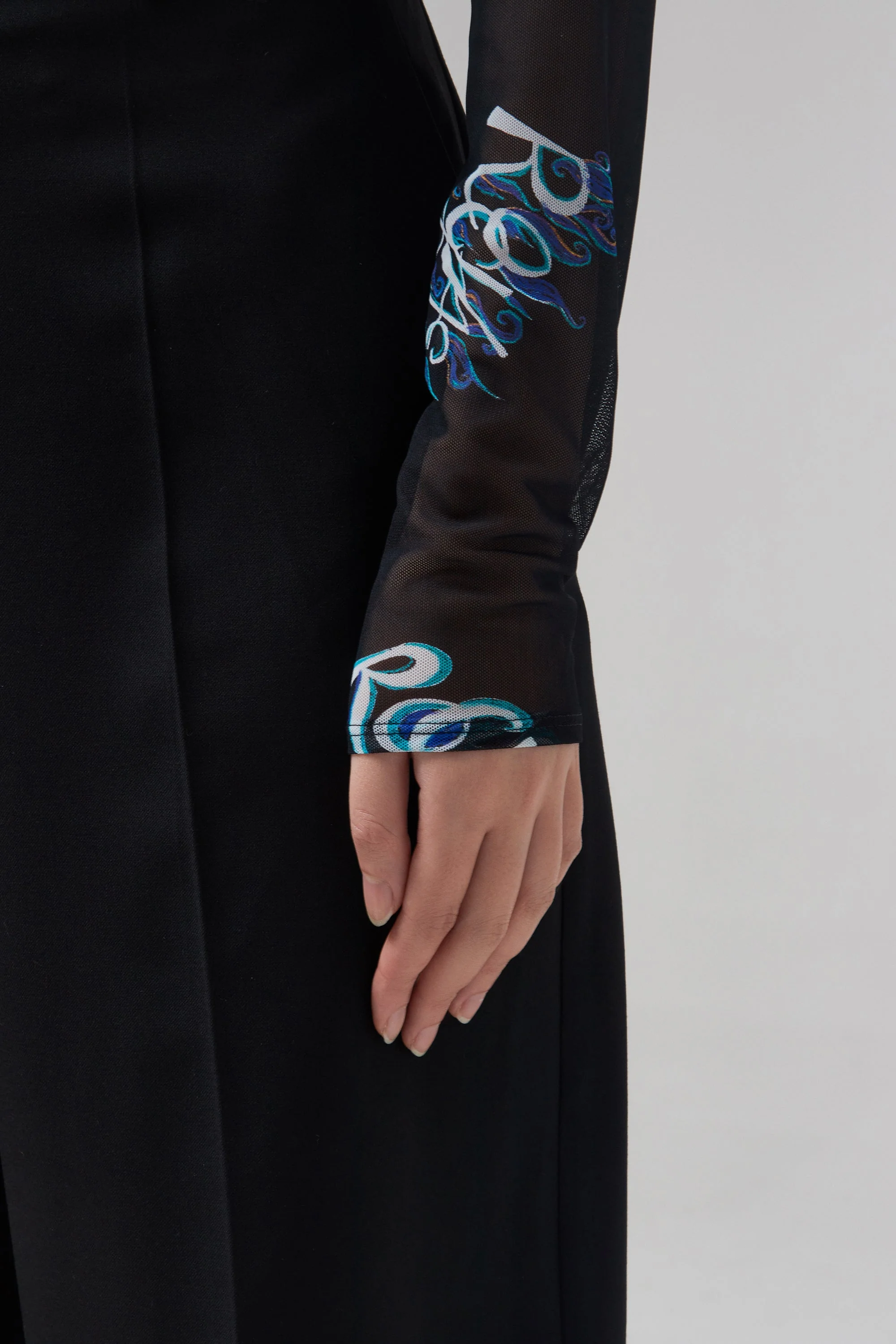 Rochas T-Shirt - Black - Image 6
