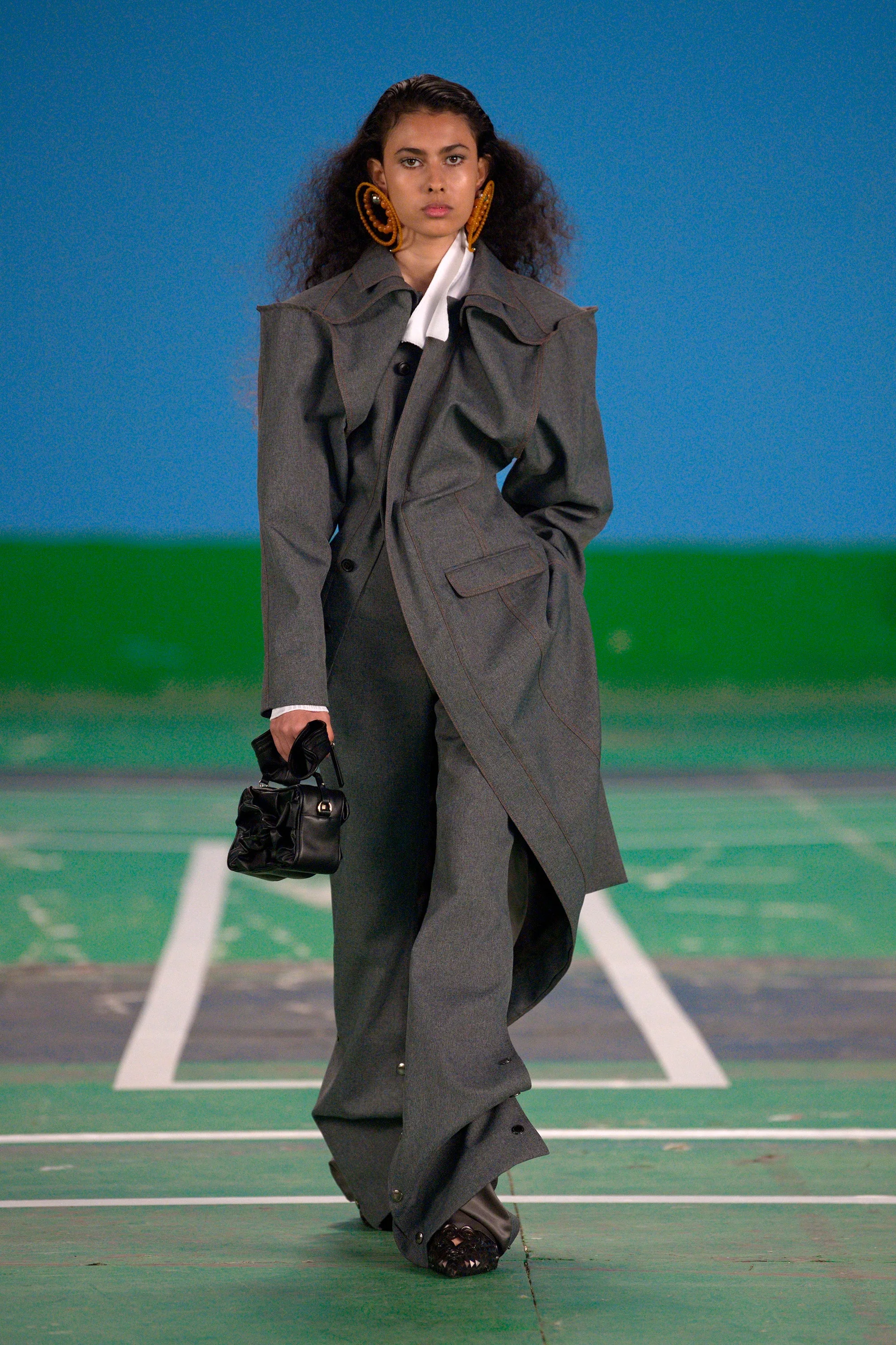 Y/Project Wire Box Bag - Image 4