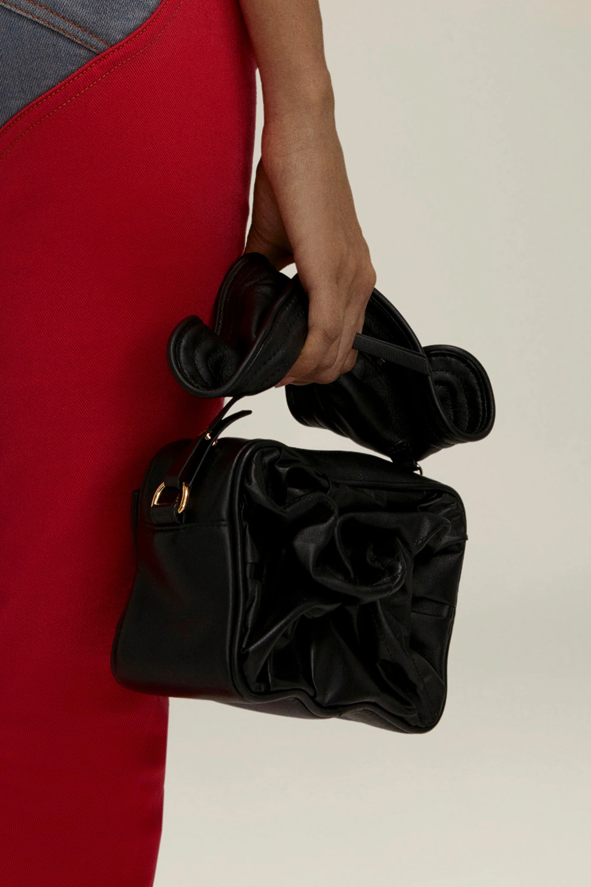 Y/Project Wire Box Bag - Image 7