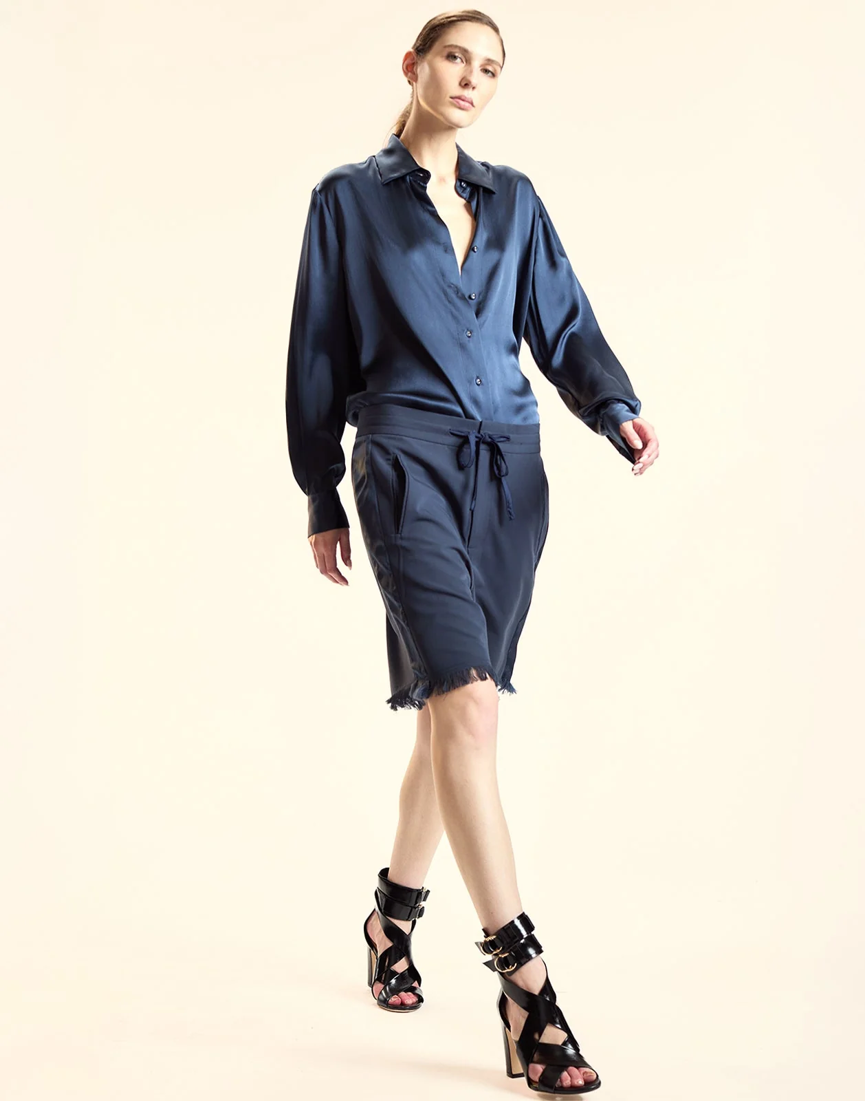 Cynthia Rowley The Tux Short Shorts - Navy - Image 3