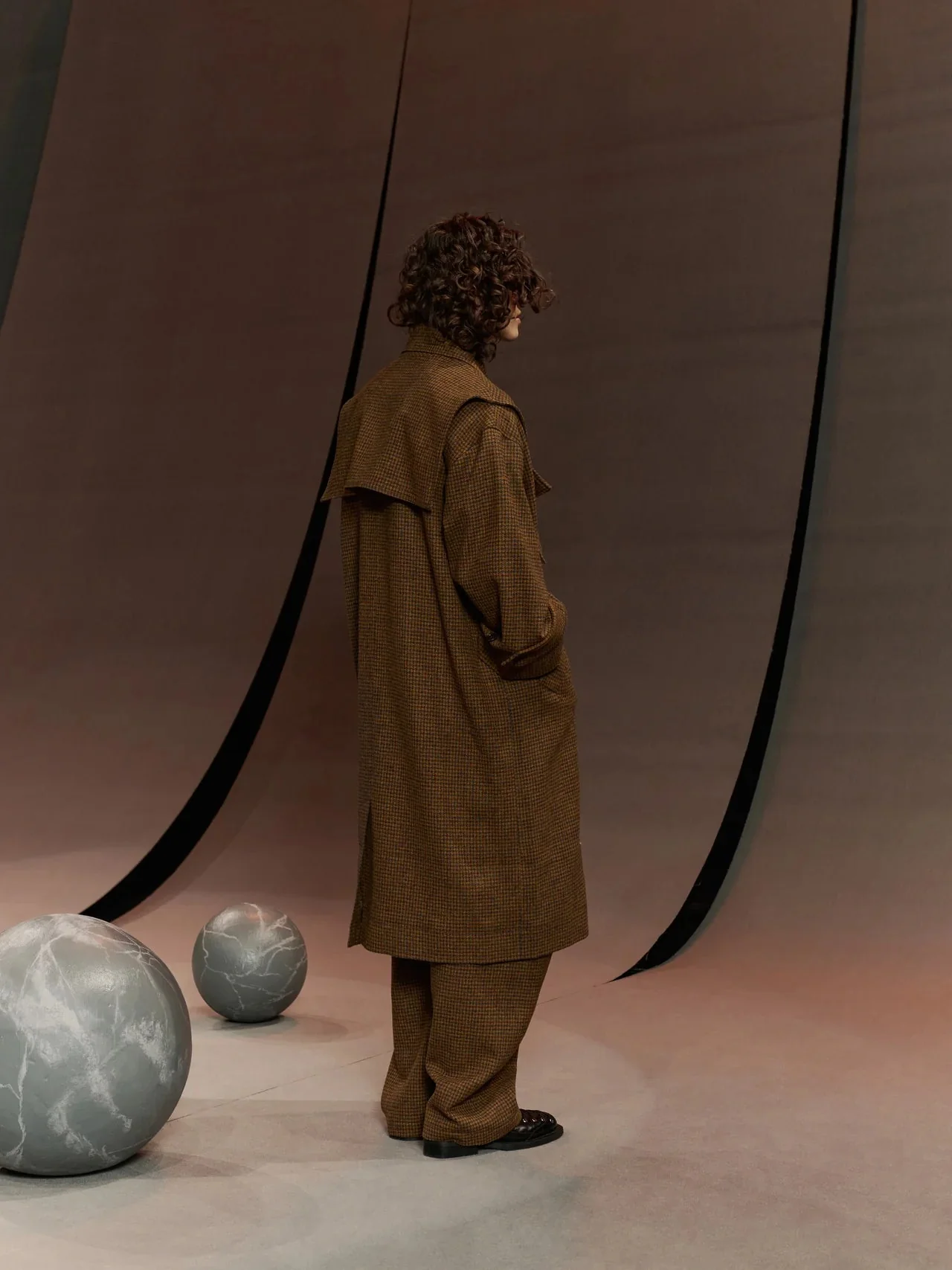 Henrik Vibskov Hands Down Coat - Pied de Poule - Image 2