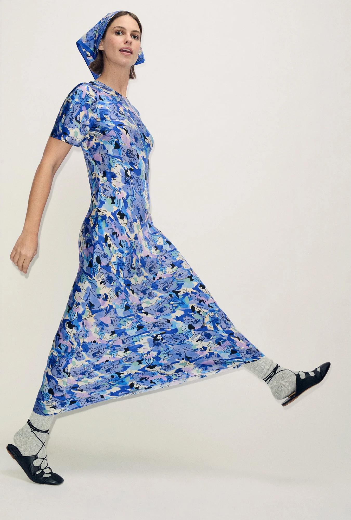 Silk Laundry Short Sleeve Bias Dress - Cornflower Floral - Image 2
