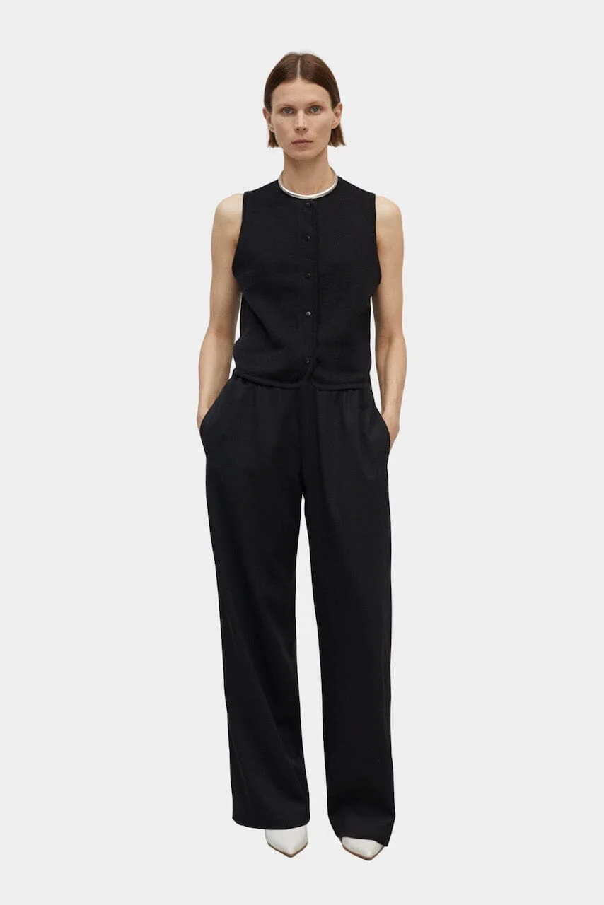 Cordera Merino Wool Waistcoat - Black - Image 2
