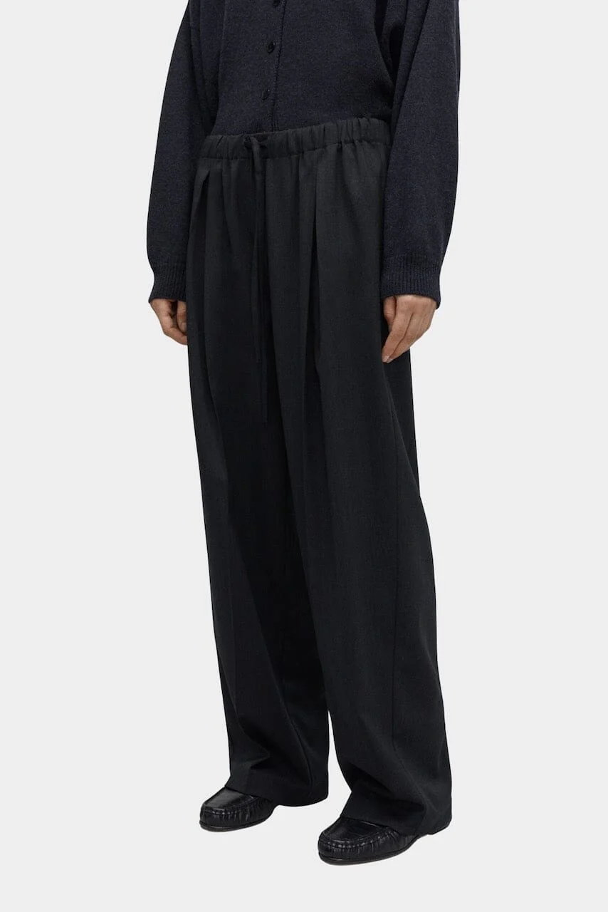 Cordera Pleated Relaxed Pants - Anthracite - Image 2