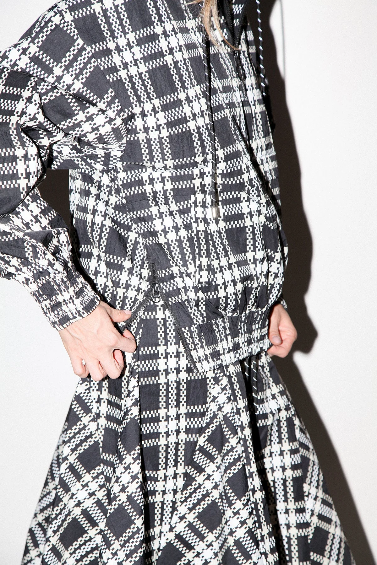KkCo Plaid Trail Double Mockneck Top - Black Plaid - Image 8