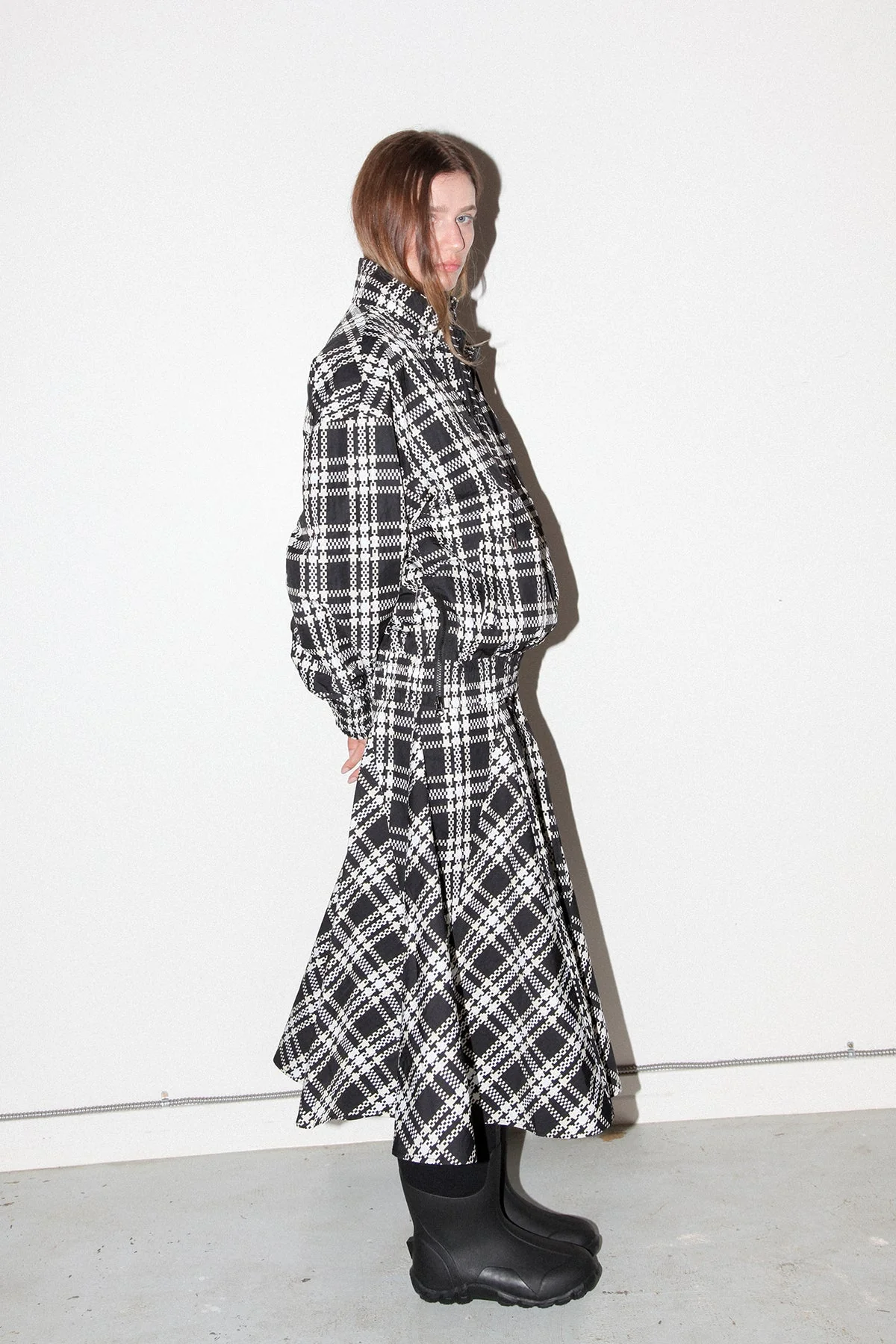 KkCo Plaid Trail Double Mockneck Top - Black Plaid - Image 9