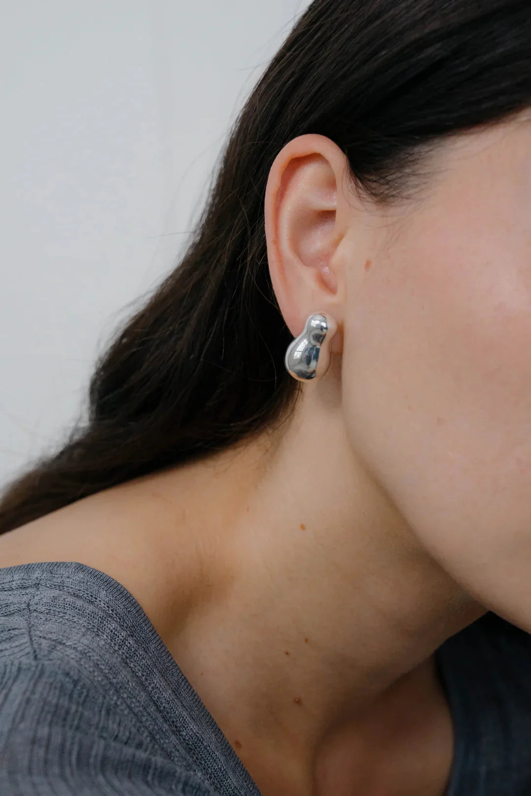Kara Yoo Willa Stud Earrings - Image 3