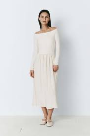 Sophie Rue Rosette Off Shoulder Dress - Image 4