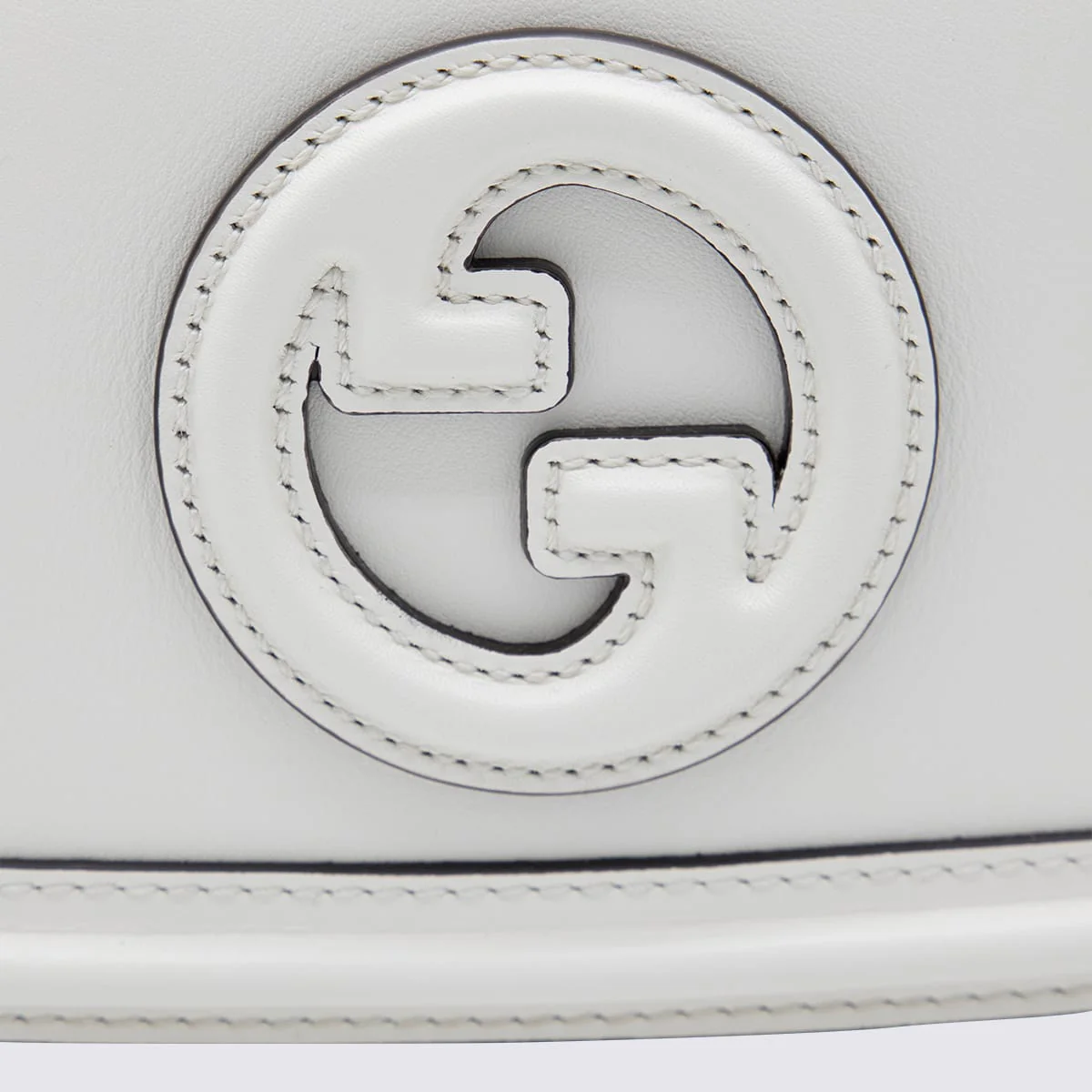 Gucci Blondie Shoulder Bag - Image 4
