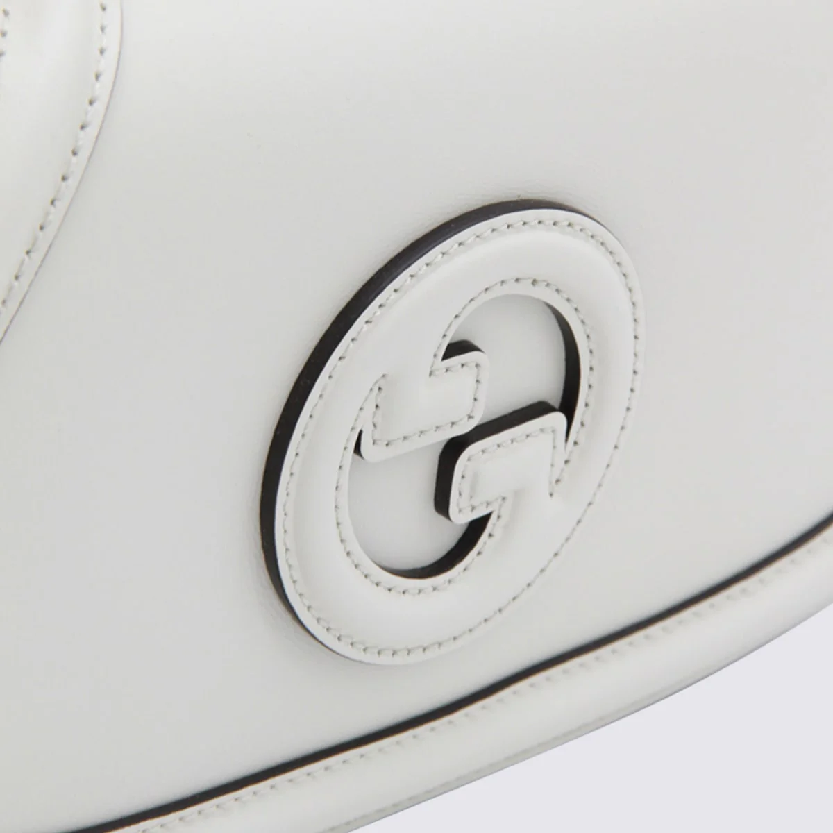 Gucci Blondie Medium Shoulder Bag - Image 4