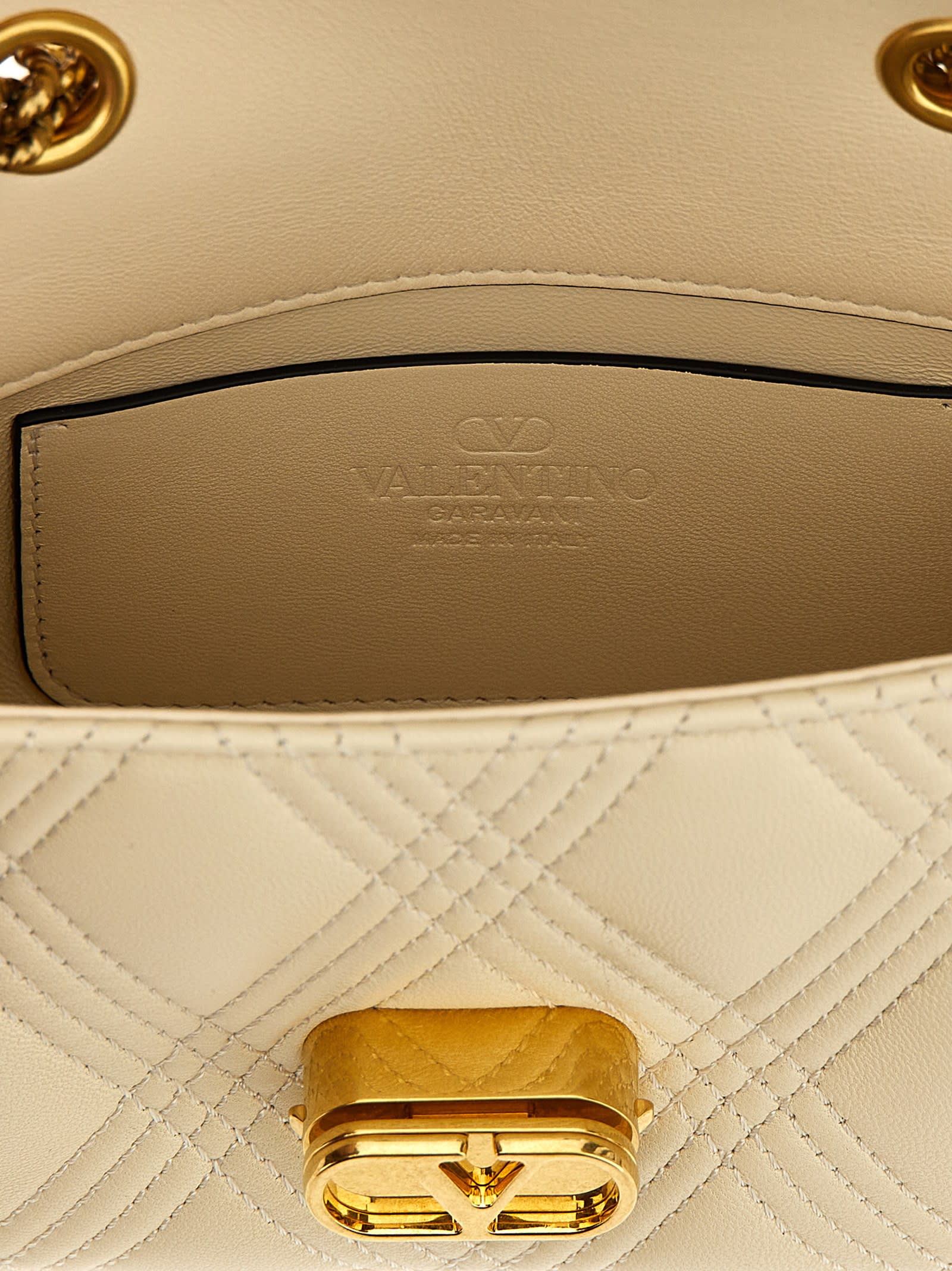 Valentino Garavani Quiltie 67 Shoulder Bag - White - Image 4