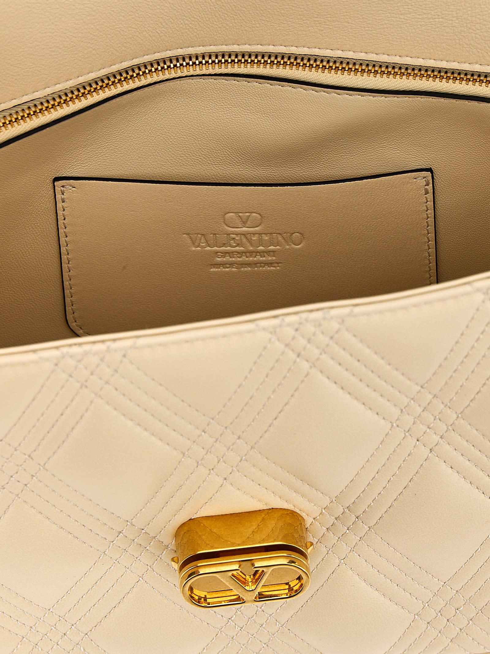 Valentino Garavani Quiltie 67 M Shoulder Bag - White - Image 4