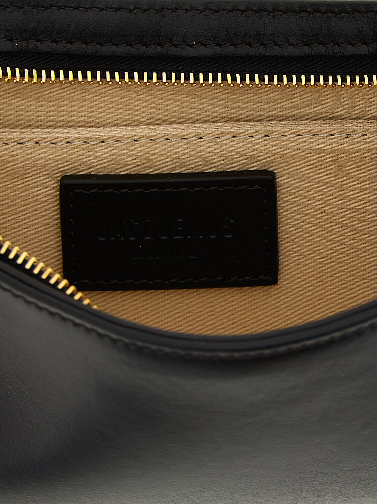 Jacquemus Le Bisou Perle Shoulder Bag - Black - Image 4
