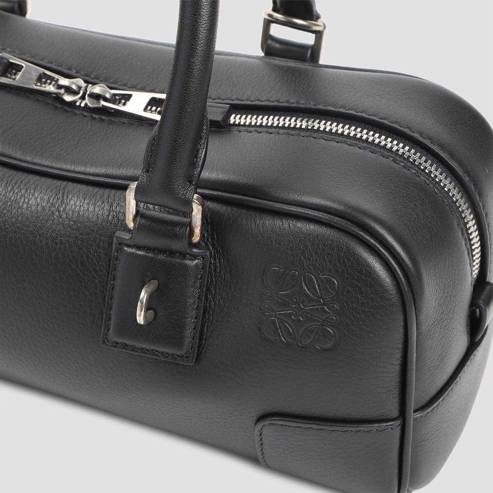 LOEWE Amazona 23 Cropped Bag Shoulder Bag - Black - Image 5