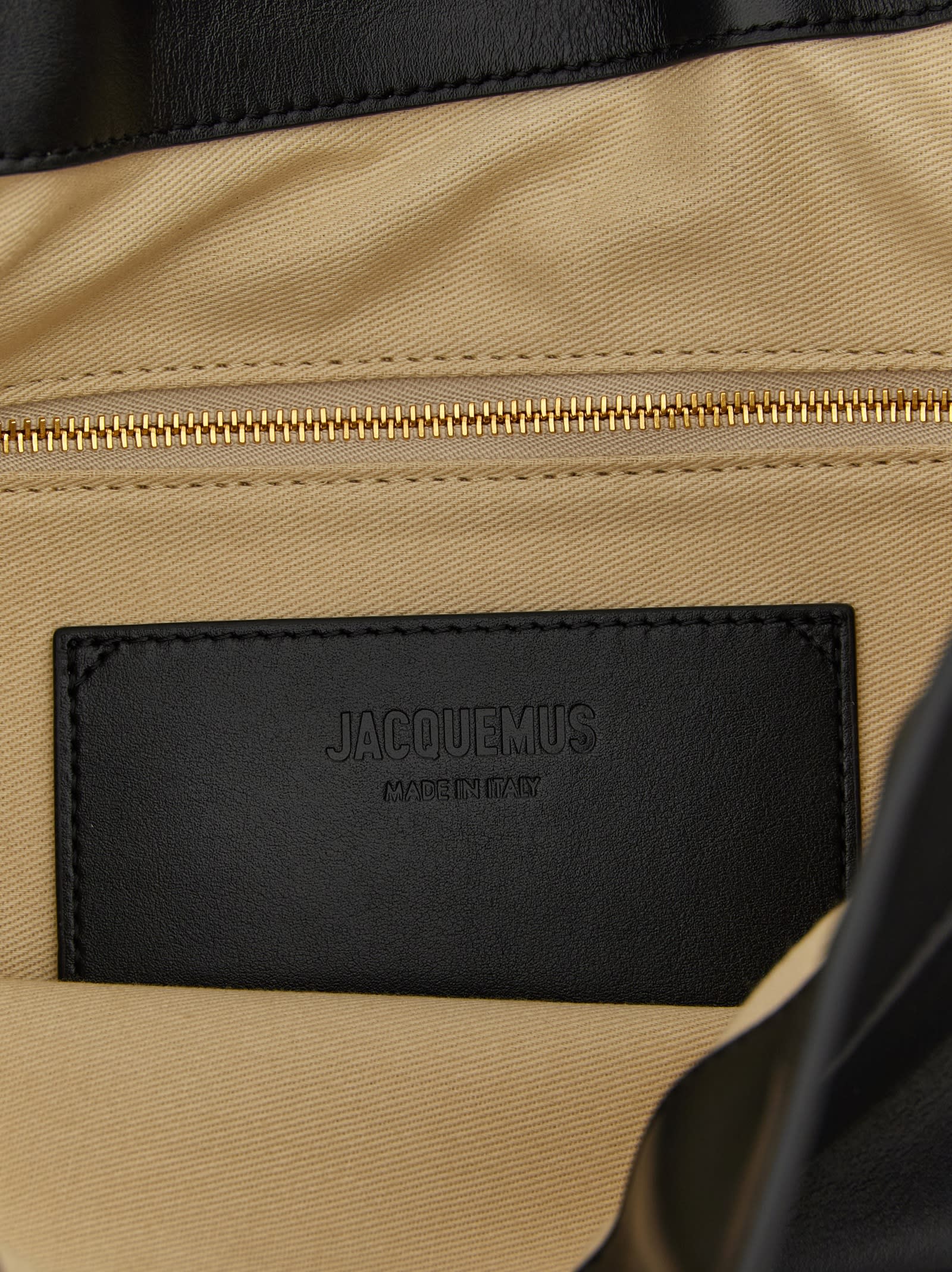 Jacquemus Le Sac Ovalo Shoulder Bag - Black - Image 4