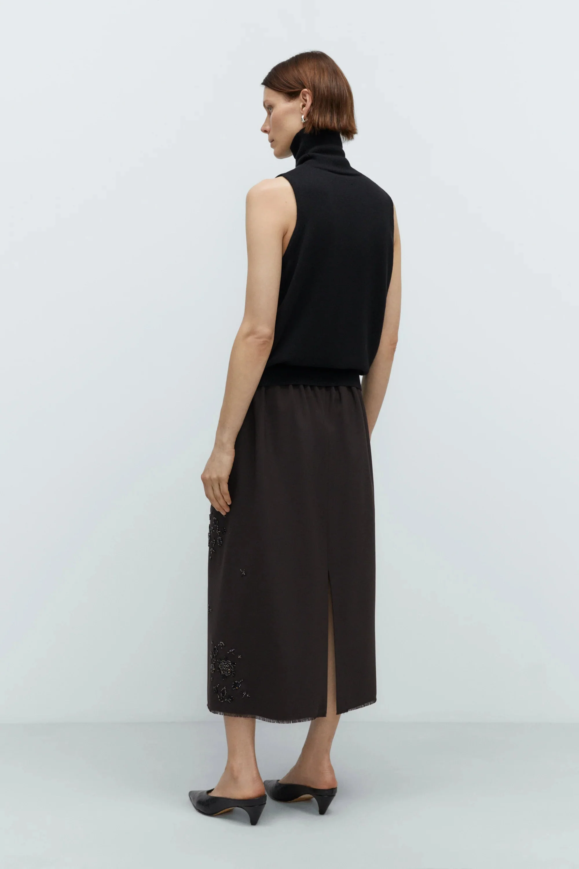 Cordera Merino Wool Turtleneck Vest - Image 3