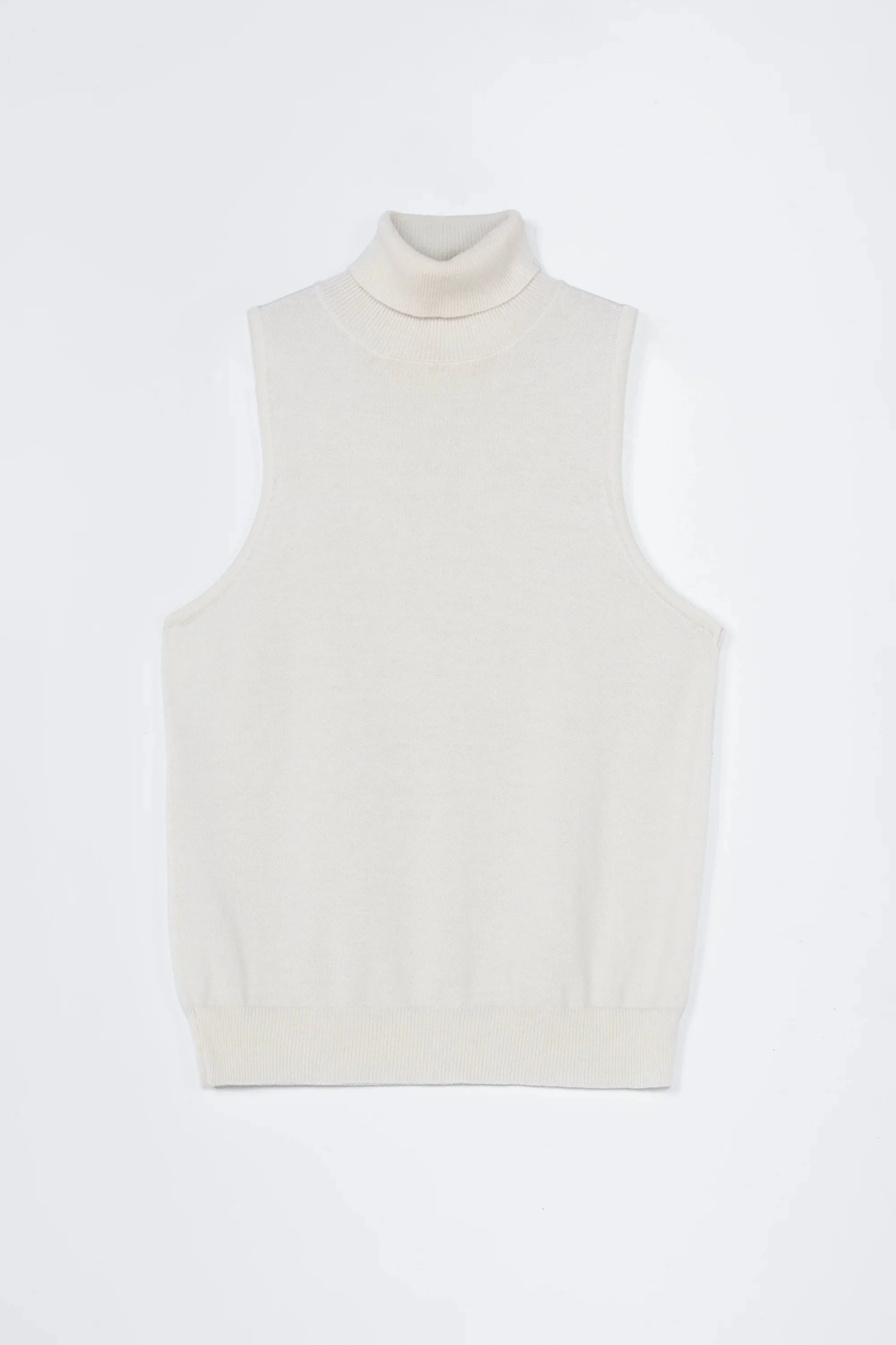 Cordera Merino Wool Turtleneck Vest - Image 4