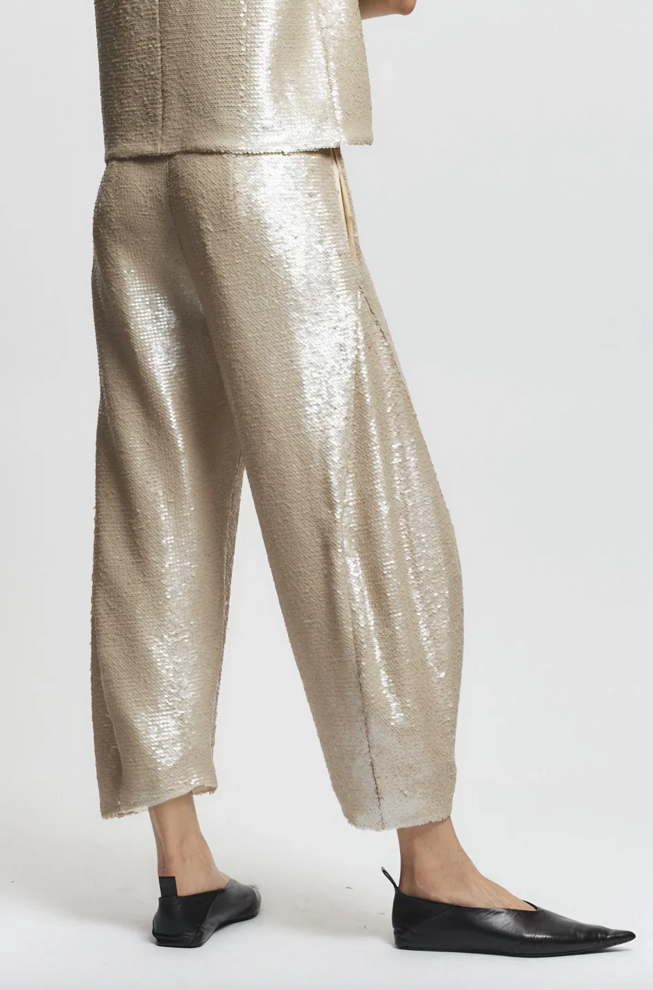Saint Art Shane Sequin Barrel Pant - Pearl - Image 3