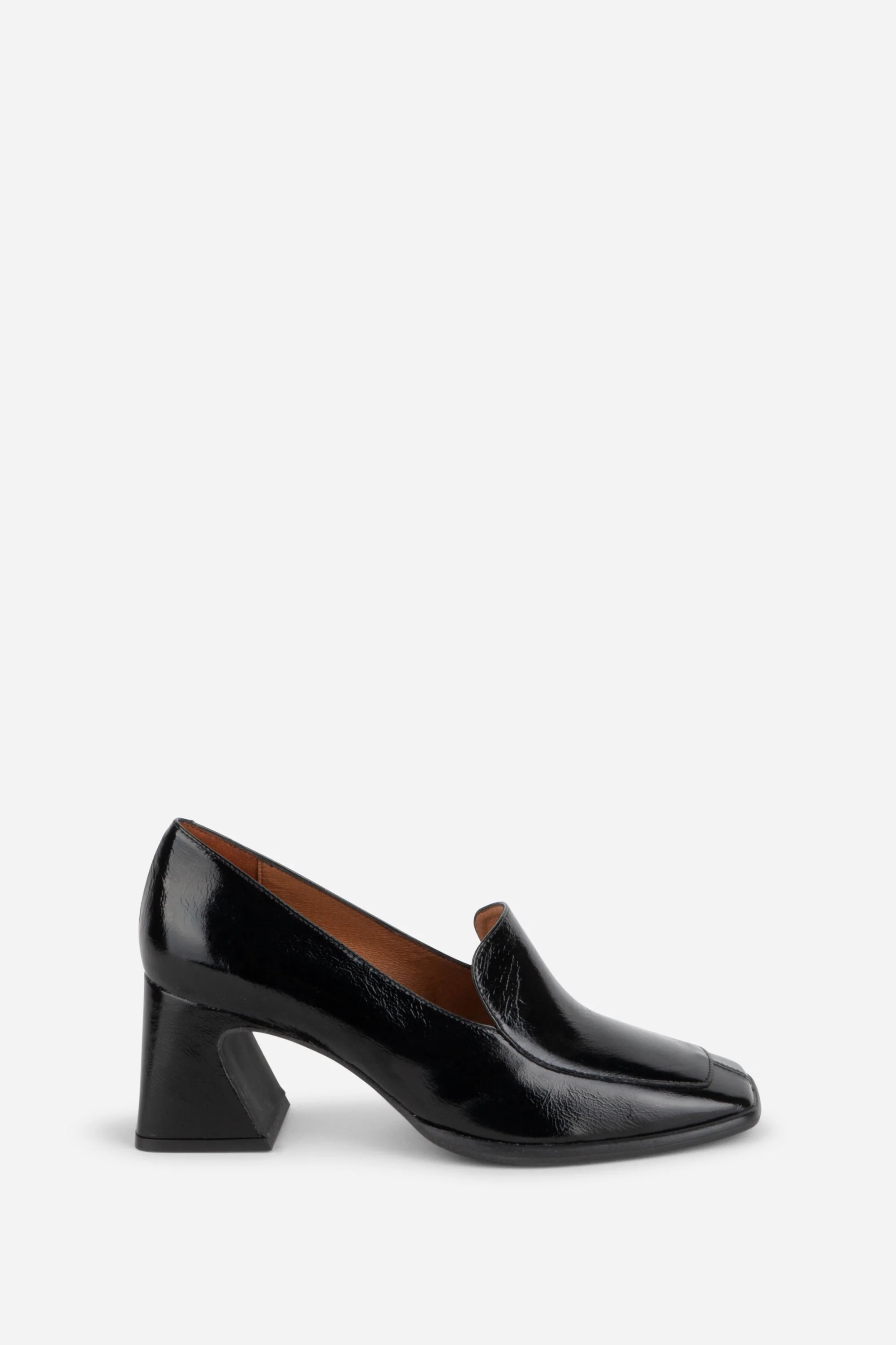 INTENTIONALLY __________. Mosa Heeled Loafer - Image 11