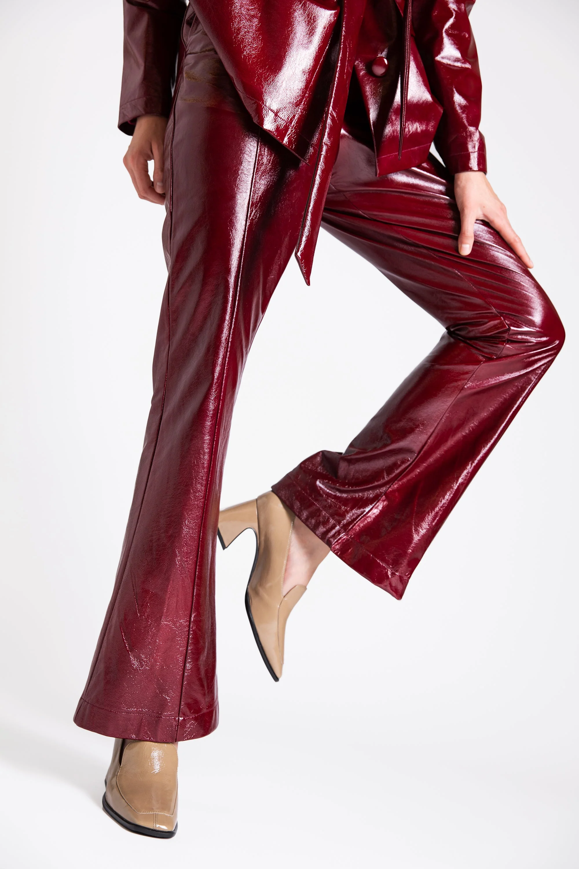 INTENTIONALLY __________. Mosa Heeled Loafer - Image 2