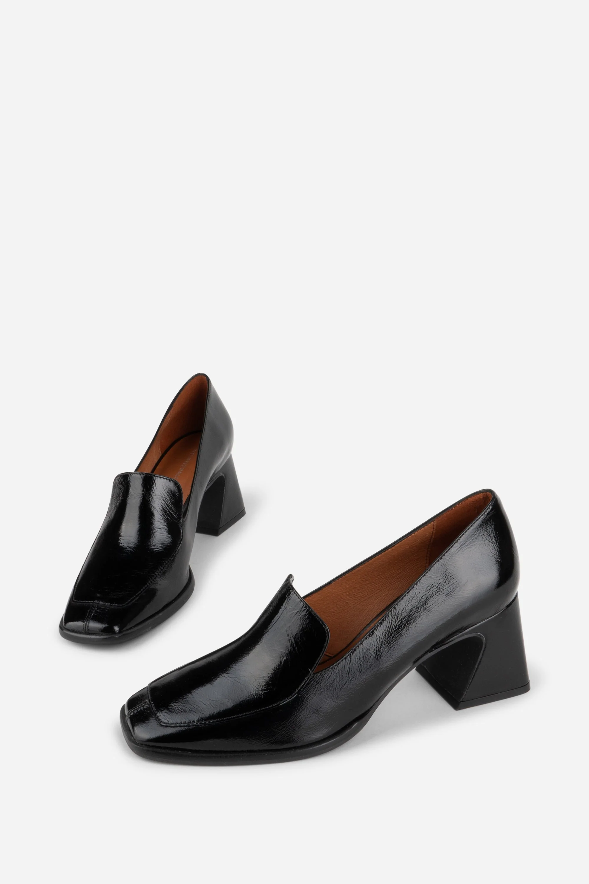 INTENTIONALLY __________. Mosa Heeled Loafer - Image 8
