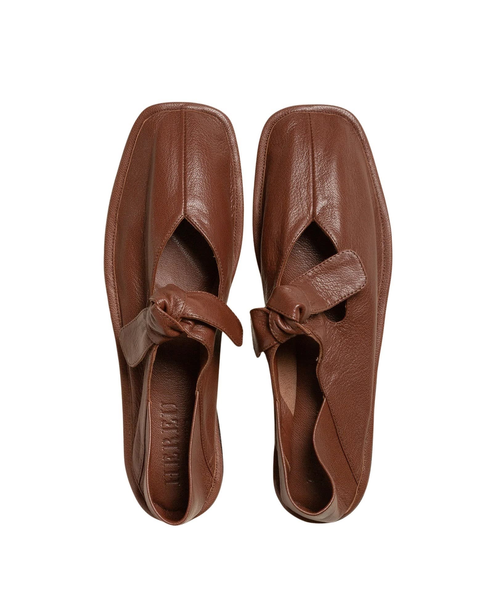 Hereu Llasada Supple Shiny Flat Shoes - Chestnut - Image 2